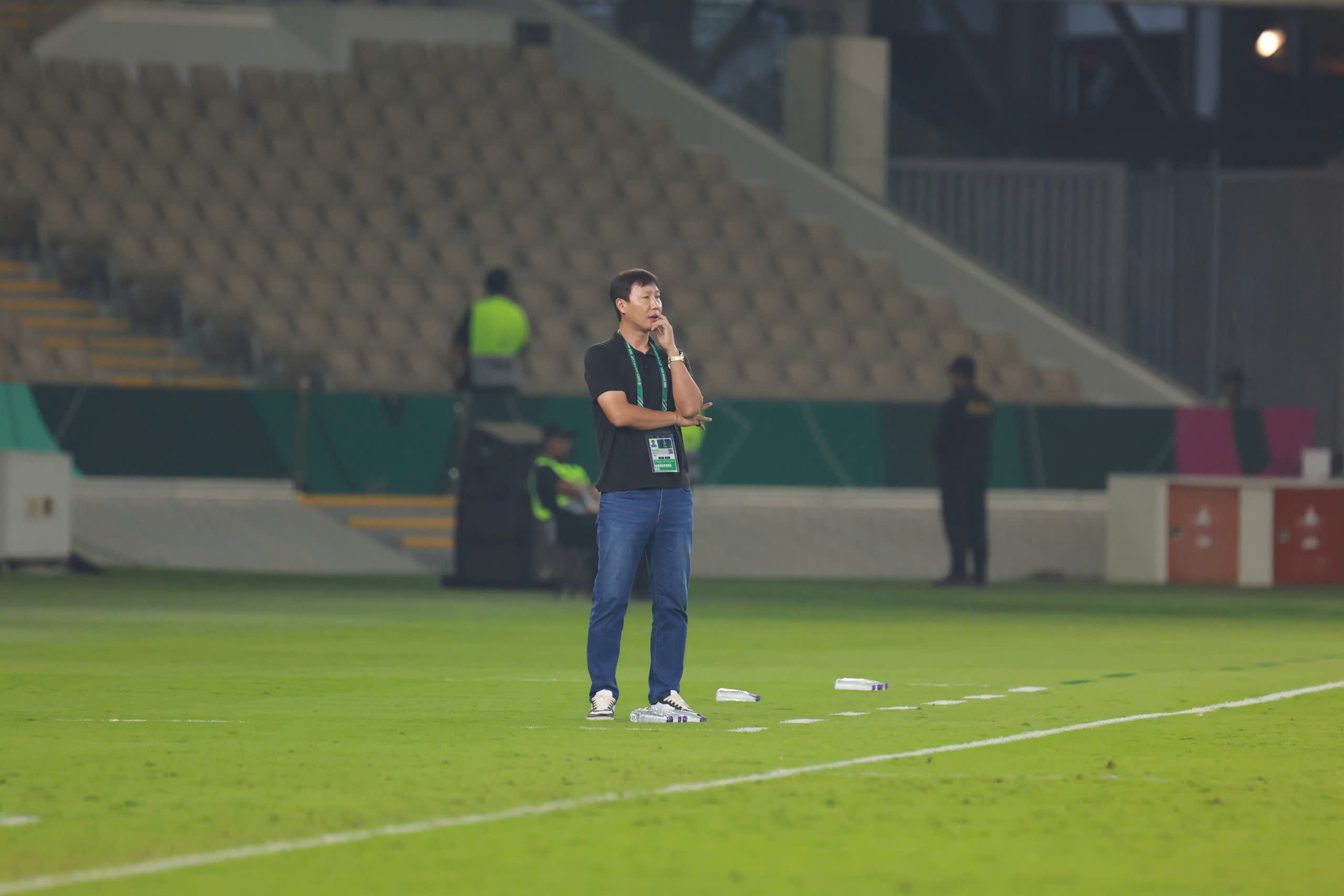 AFC ‘mắt tròn mắt dẹt’ khi nghe HLV Kim Sang-sik tiết lộ về chiến thuật tuyệt đỉnh của U.23 Việt Nam- Ảnh 3.