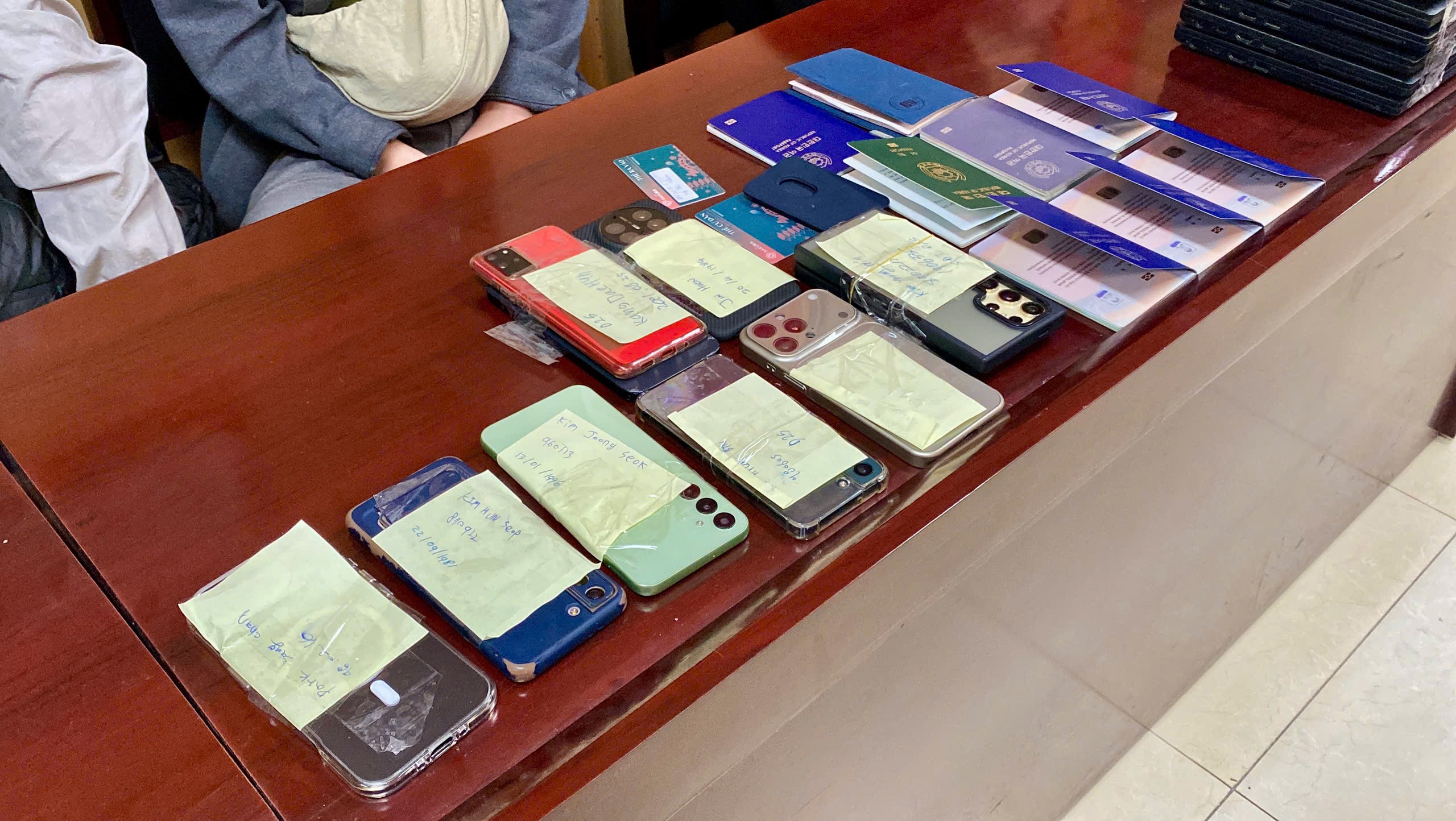 2 người Trung Quốc điều hành 7 người Hàn Quốc lừa đảo qua mạng- Ảnh 5.