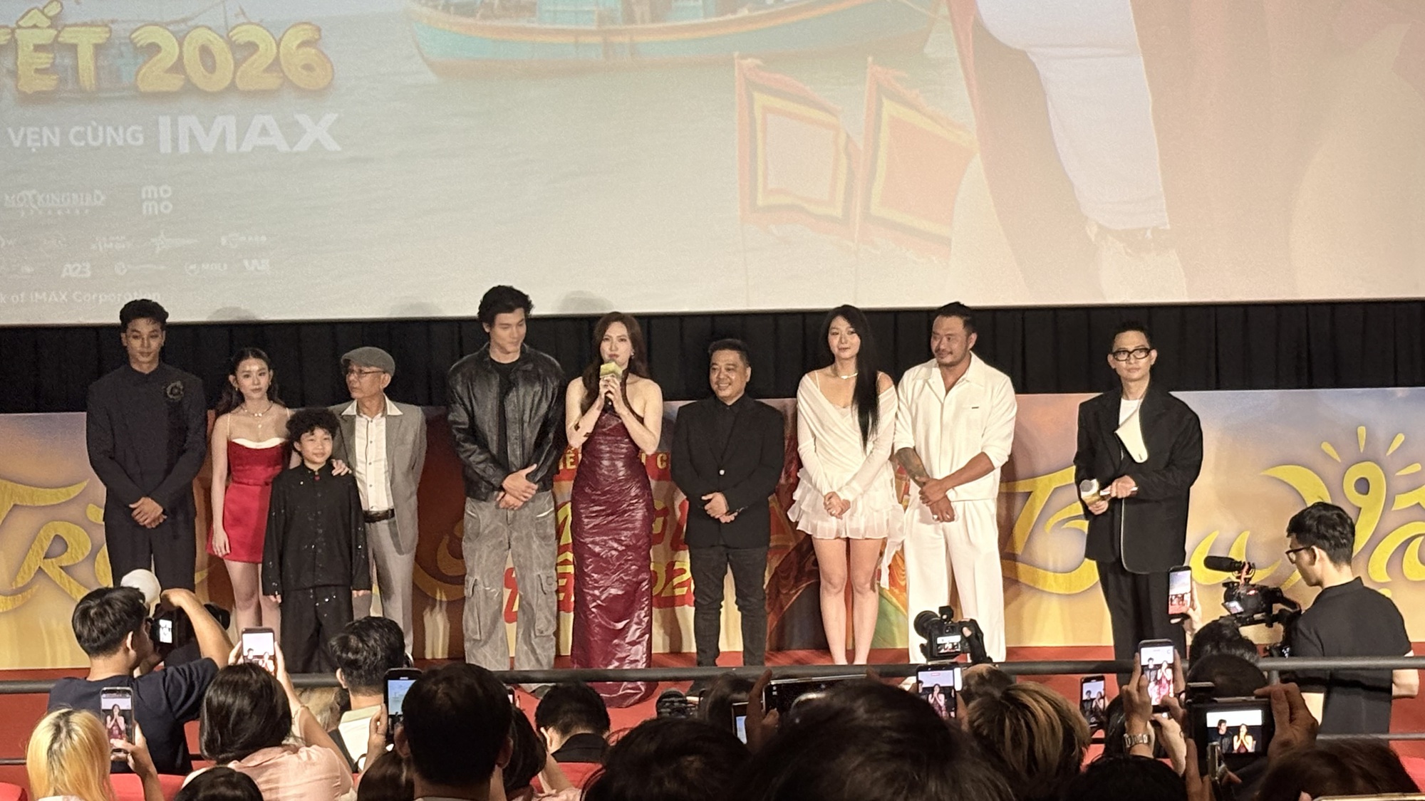 Phương Anh Đào nói về tin đồn tình cảm với Tuấn Trần- Ảnh 1.