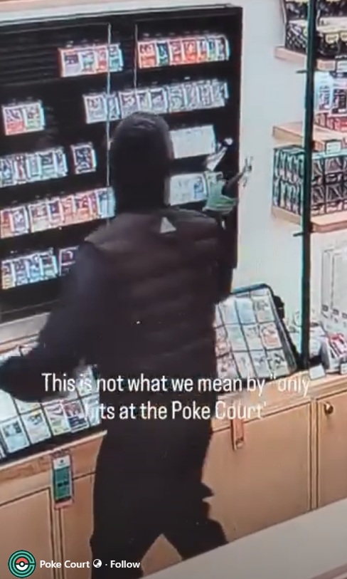 Trộm cửa h&agrave;ng thẻ b&agrave;i Pokemon tại Mỹ, cướp số h&agrave;ng hơn 2 tỉ đồng - Ảnh 2.