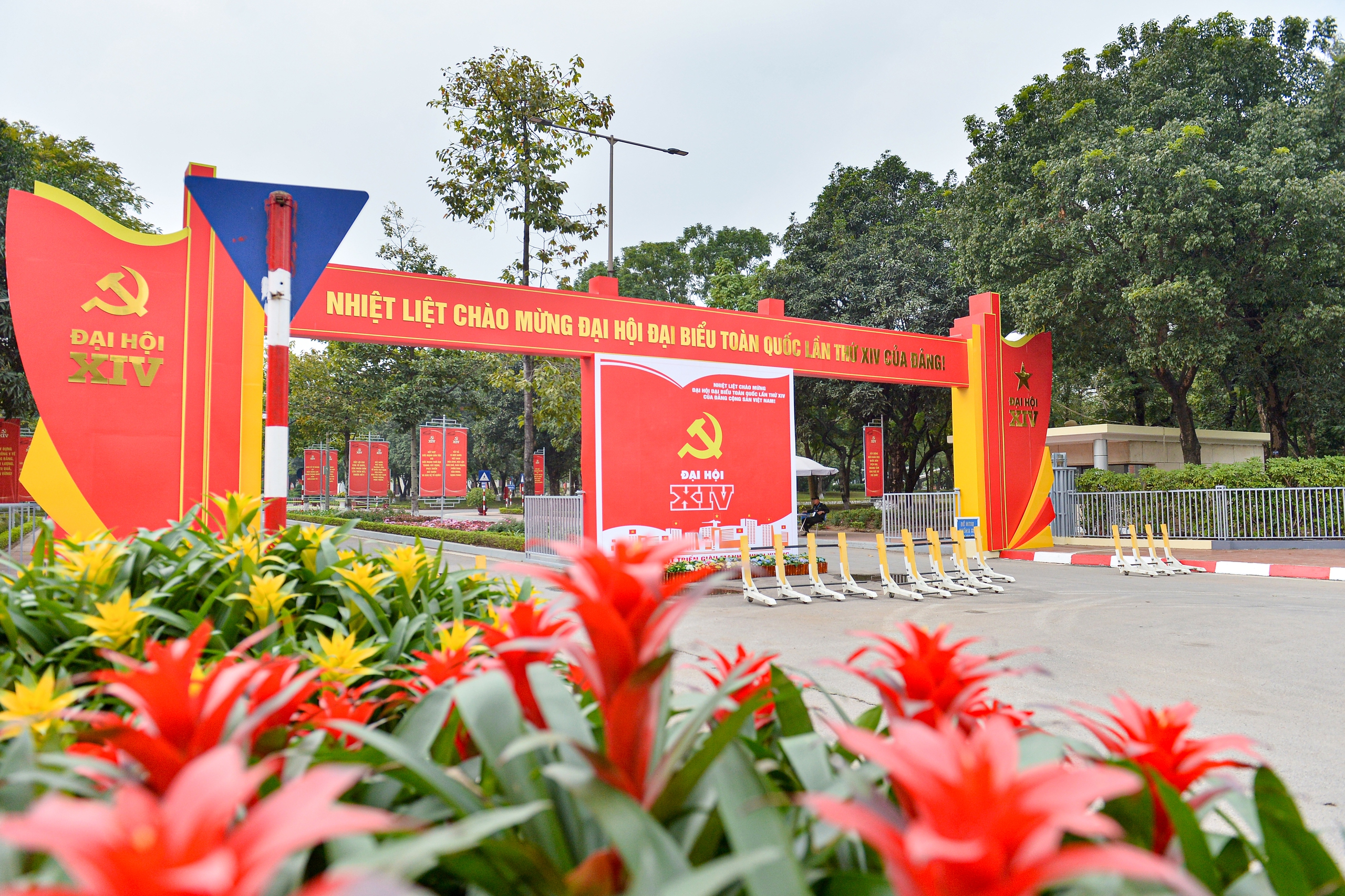 Công tác tuyên giáo trong nhiệm kỳ XIII nâng cao niềm tin và đồng thuận xã hội - Ảnh 1.