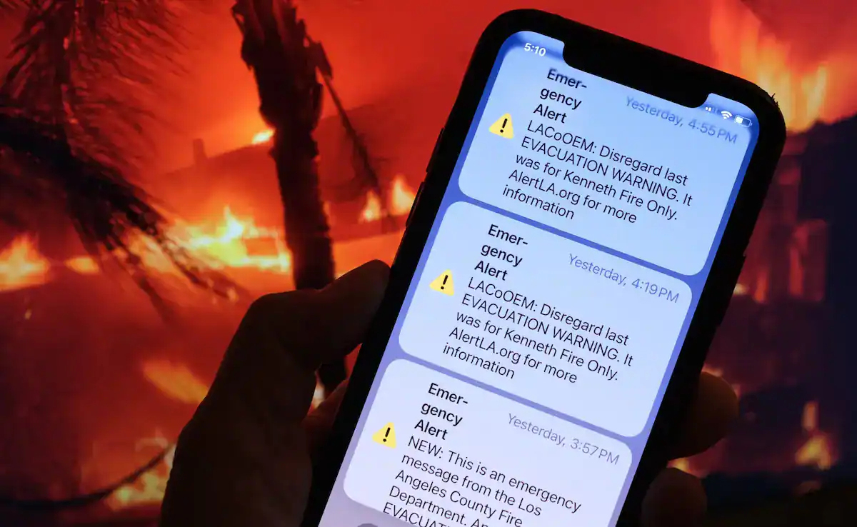 Smartphone không dùng vẫn hao pin là vì sao? - Ảnh 2.