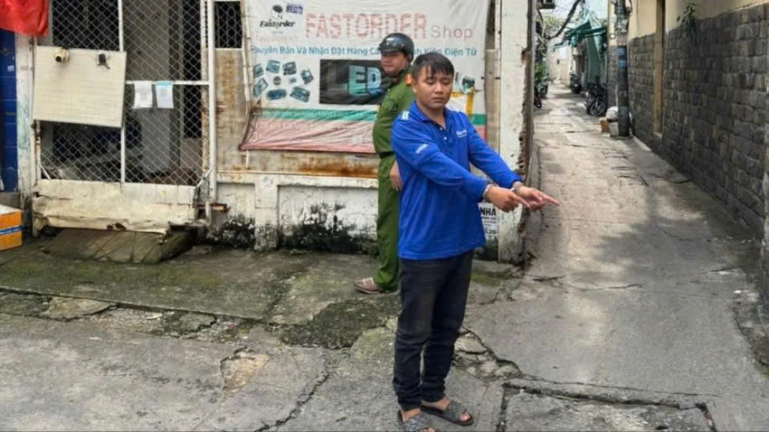 Công an TP.HCM tìm chủ sở hữu xe máy liên quan 2 vụ cướp giật tài sản- Ảnh 1.