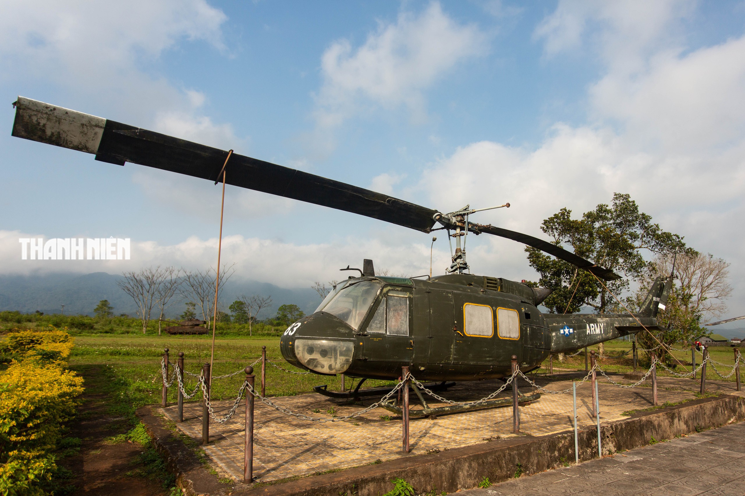 Cận cảnh quá trình lắp đặt máy bay C-119 tại sân bay Tà Cơn- Ảnh 12.