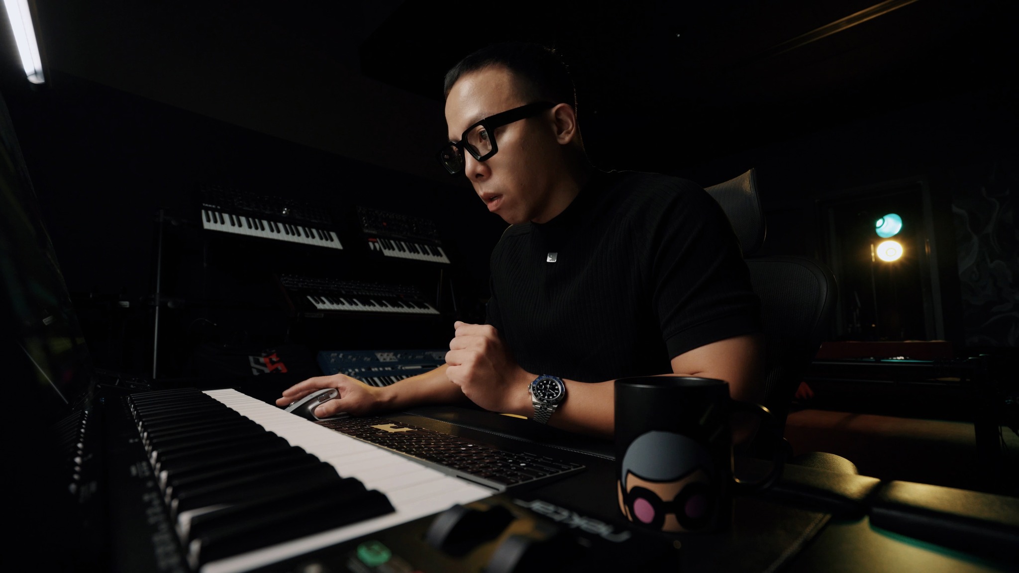 Phía Hoàng Touliver lên tiếng trước tin đồn ly hôn Tóc Tiên vì có 'kẻ thứ ba' - Ảnh 2.