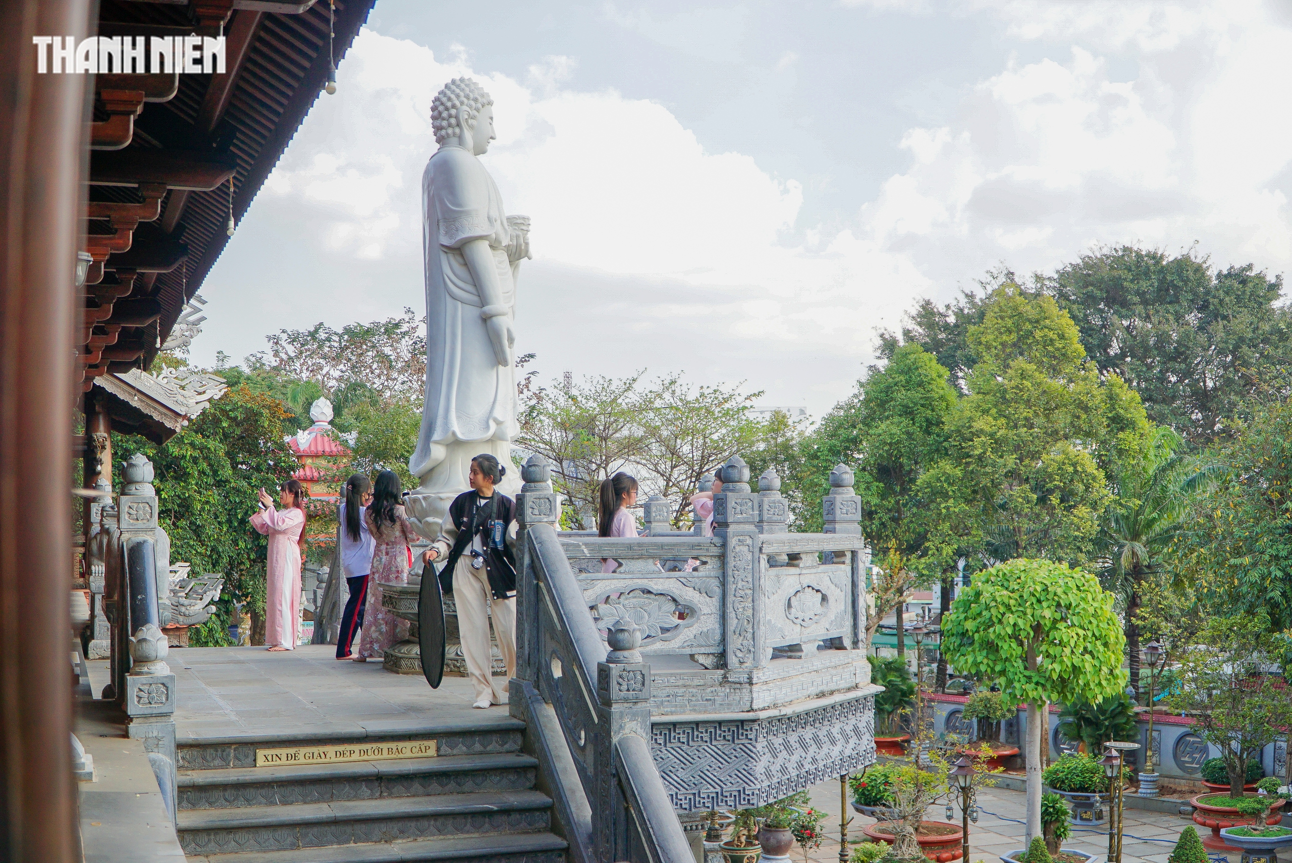 Ch&ugrave;a Sắc tứ Khải Đoan: Ng&ocirc;i cổ tự triều Nguyễn 'g&acirc;y sốt' trước Tết B&iacute;nh Ngọ- Ảnh 3.