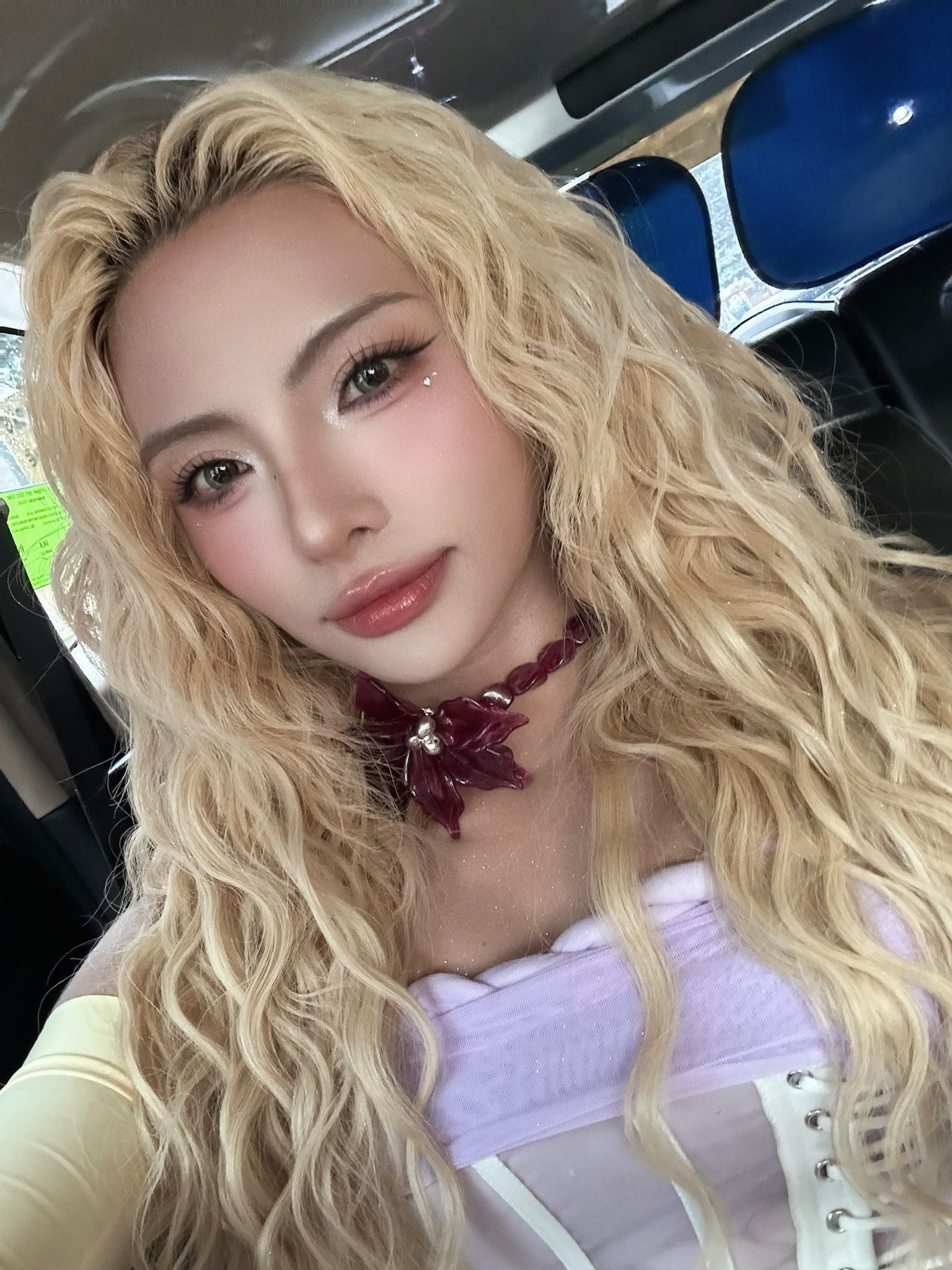 Ca sĩ Maiquinn đang gây xôn xao mạng xã hội là ai? - Ảnh 5.