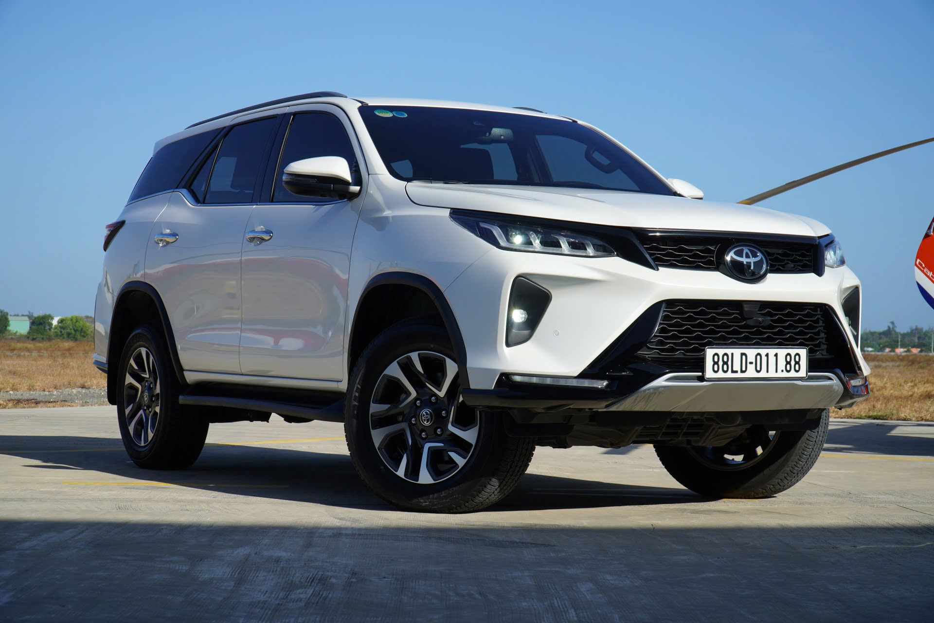 SUV 7 chỗ năm 2025: Ford Everest b&aacute;n kỷ lục, đều đặn mỗi th&aacute;ng tr&ecirc;n 1.000 xe - Ảnh 4.