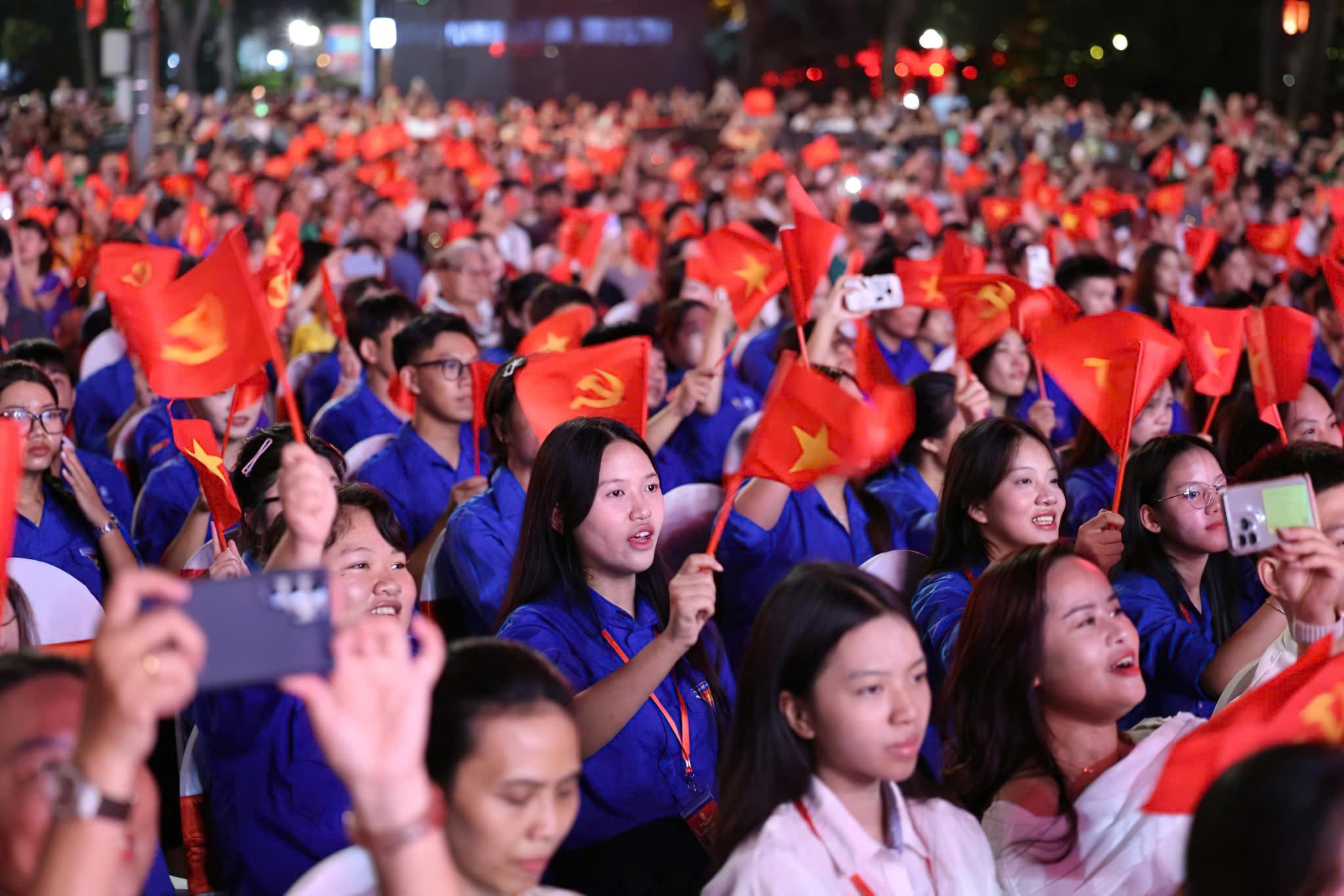 Tin tức đặc biệt trên báo in Thanh Niên 19.1.2026 - Ảnh 1.