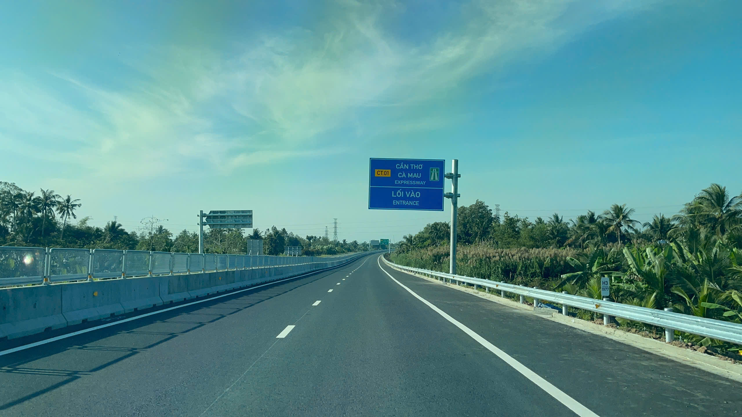 Cao tốc Hậu Giang - Cà Mau chính thức thông xe toàn tuyến từ 11h trưa nay  - Ảnh 1.