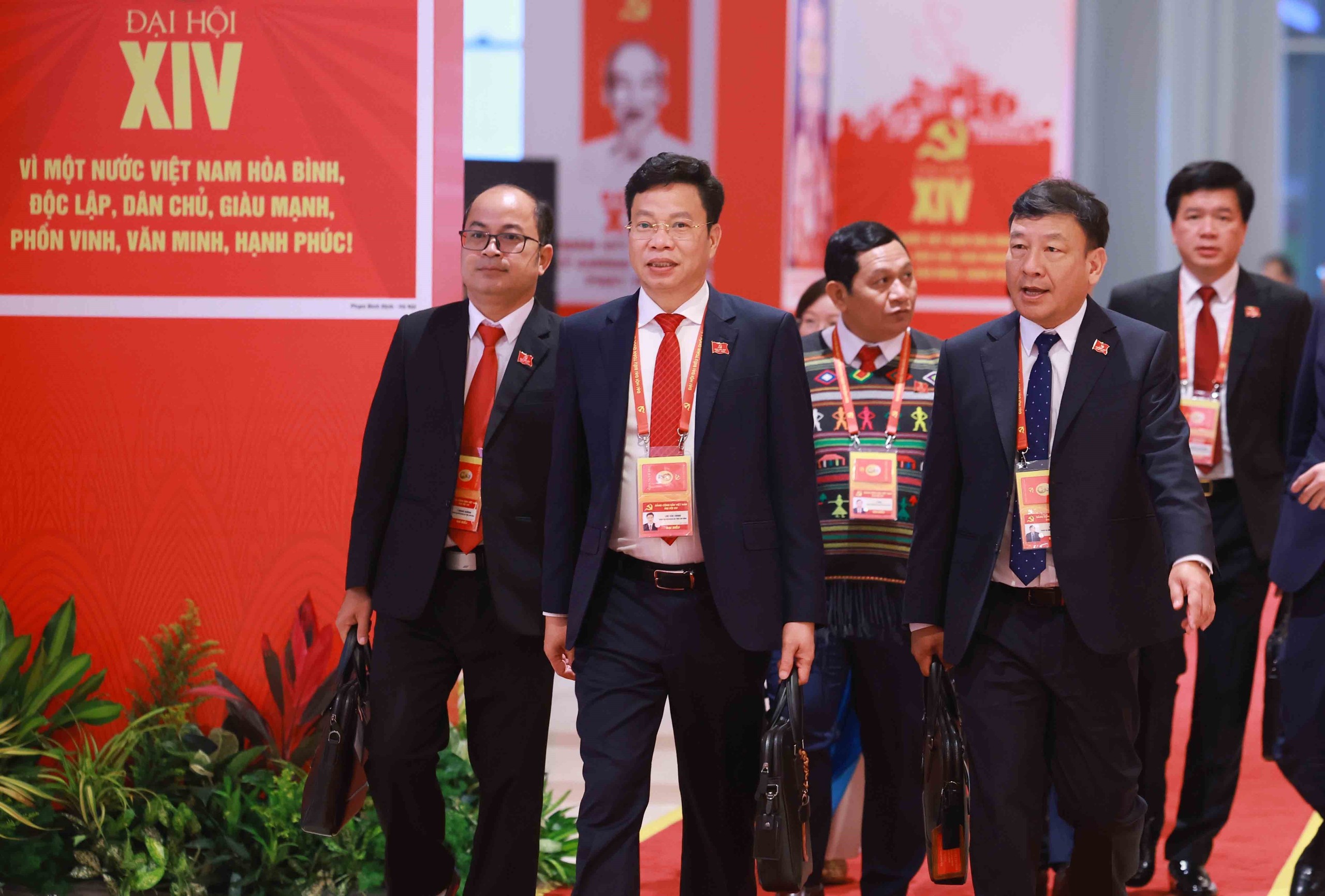 Sáng nay diễn ra phiên trù bị Đại hội XIV của Đảng - Ảnh 9.