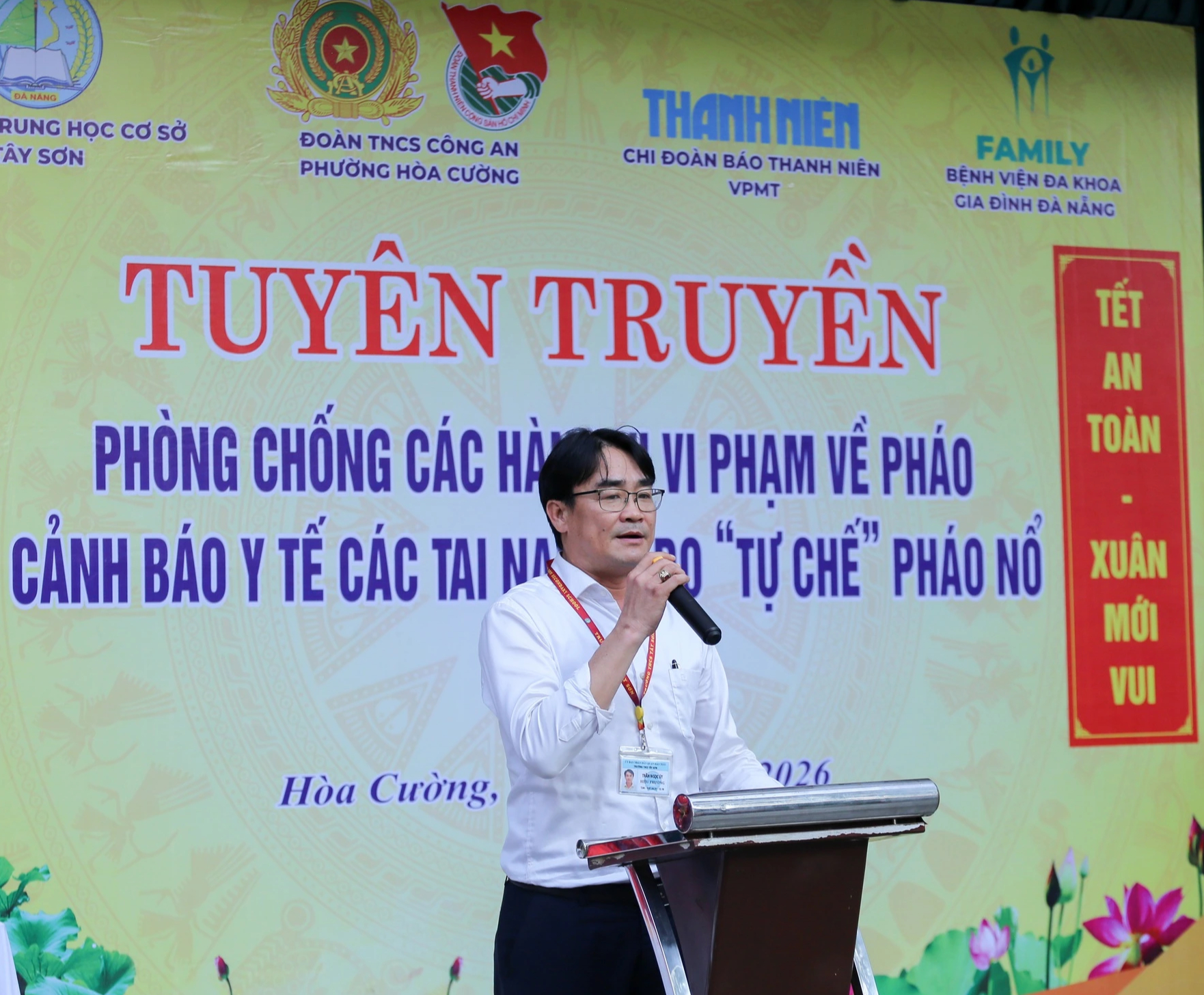 Hiểm họa từ ph&aacute;o nổ, mối đe dọa sức khỏe học đường dịp Tết Nguy&ecirc;n đ&aacute;n - Ảnh 10.