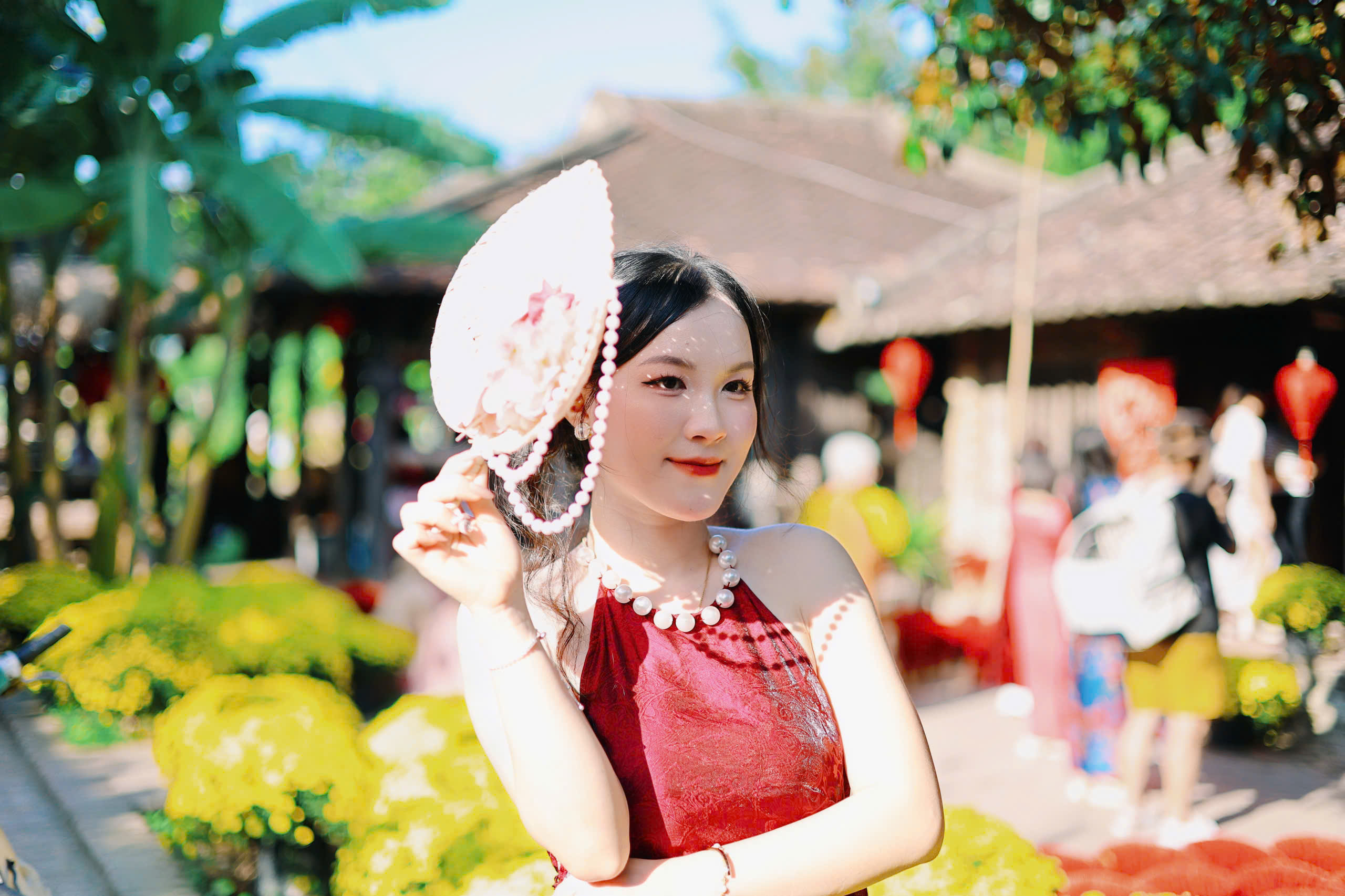 ‘Phim trường’ tết xưa tại Nha Trang khiến giới trẻ mê mẩn check-in - Ảnh 10.