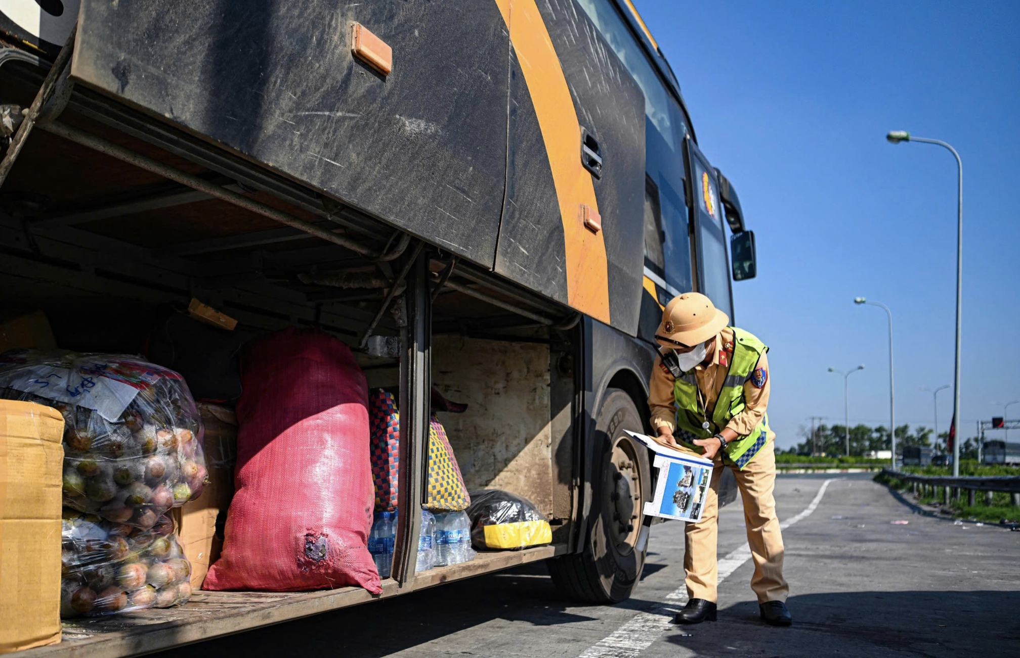 5 quy định mới có hiệu lực năm 2026, tài xế cần chú ý- Ảnh 1.
