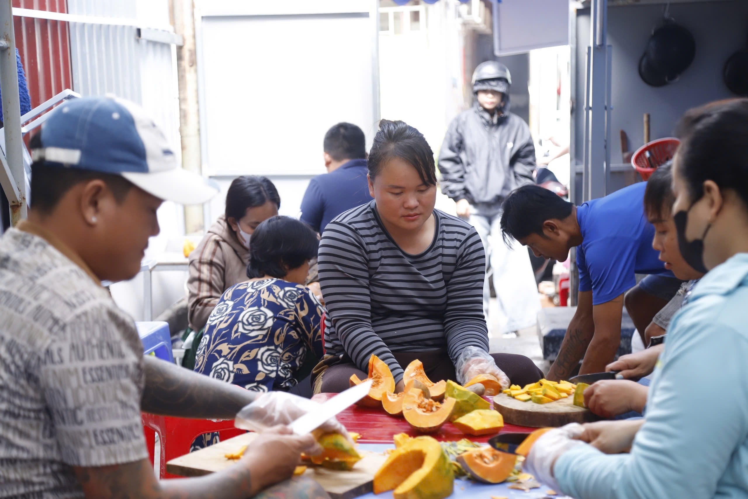 'Con muốn sống': 3,9 tỉ đồng đến với 43 bệnh nhi ung thư- Ảnh 4.