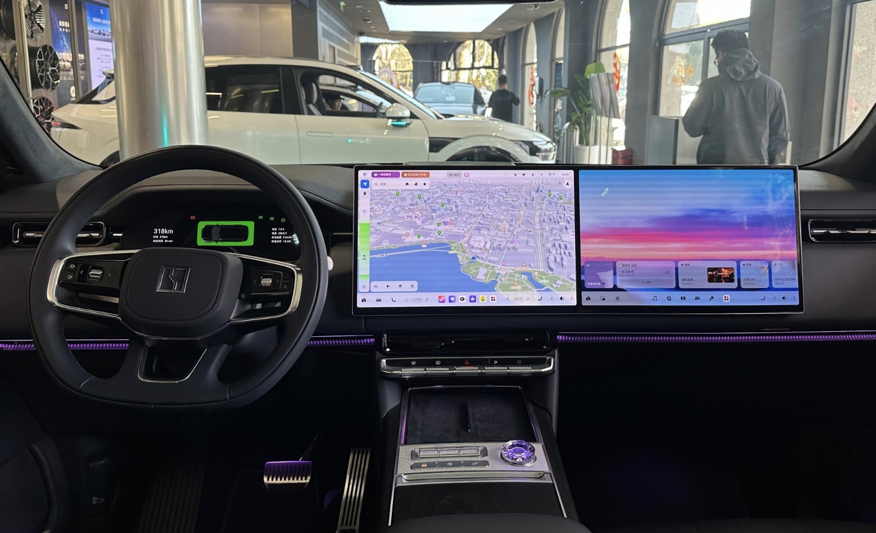 SUV Trung Quốc 'to' ngang Rolls-Royce Cullinan, mạnh 1.381 m&atilde; lực - Ảnh 5.