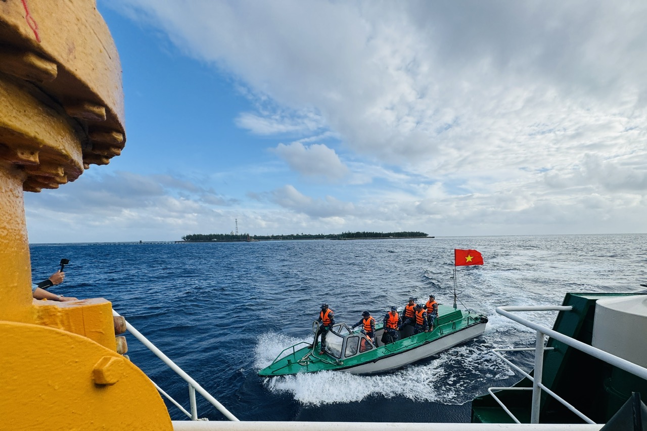 Chùm ảnh độc quyền: Trường Sa những ngày giáp Tết Bính Ngọ 2026 - Ảnh 5.