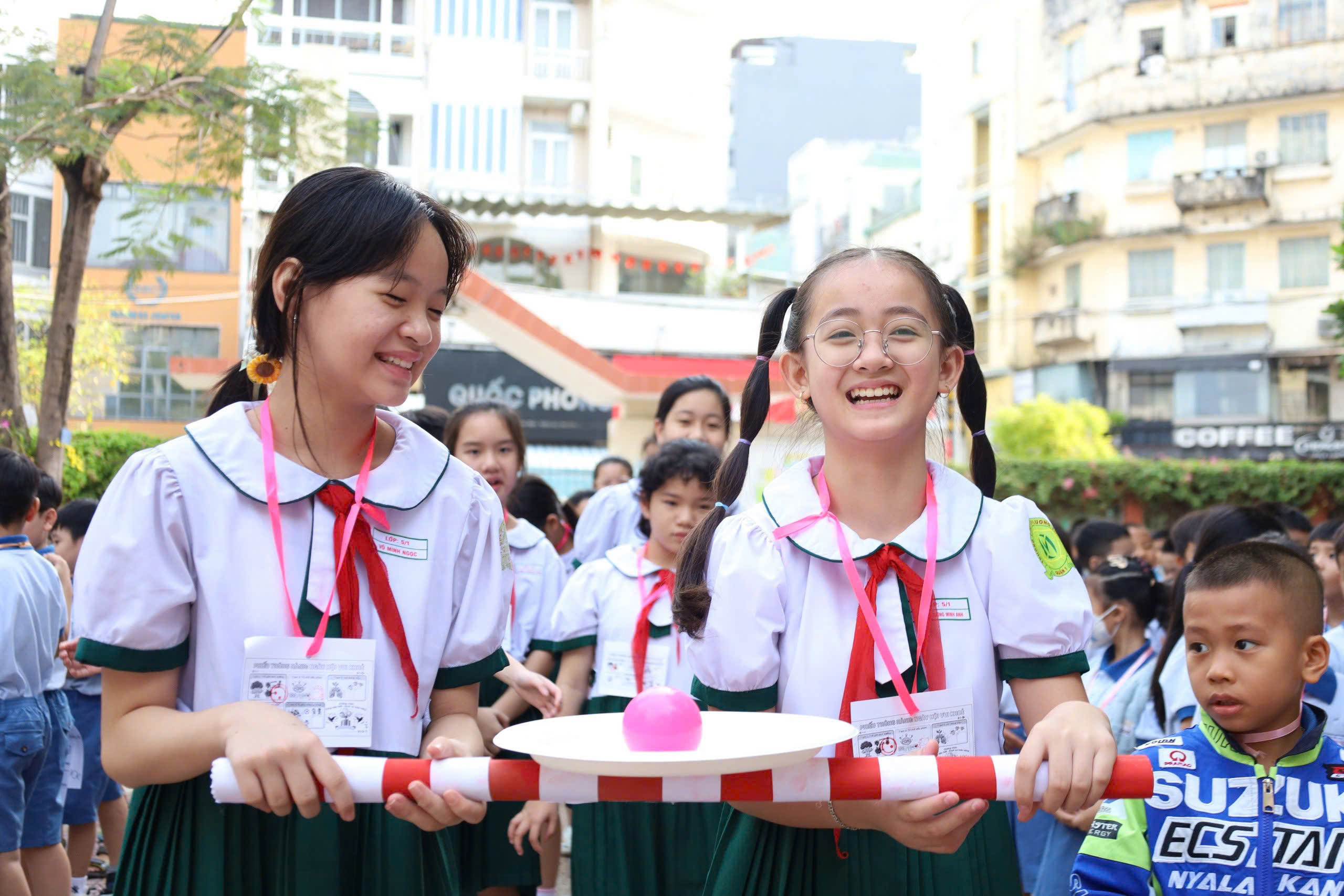 Bác sĩ Bệnh viện Nhi đồng 2 giải đáp nhiều câu hỏi thiết thực - Ảnh 10.