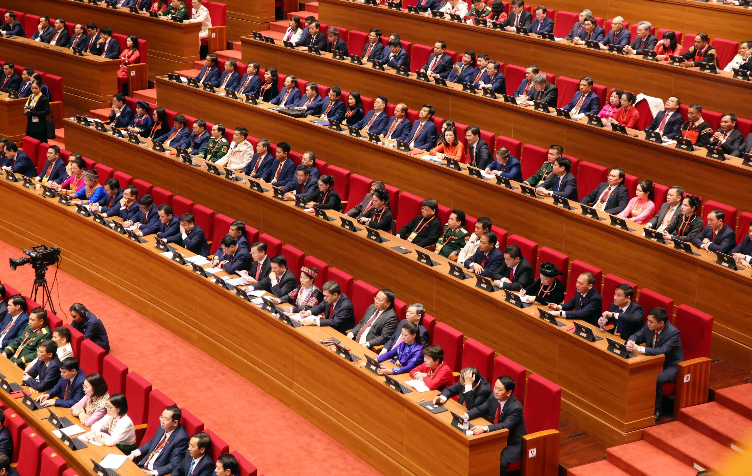 To&agrave;n văn Nghị quyết Đại hội đại biểu to&agrave;n quốc lần thứ XIV của Đảng- Ảnh 4.