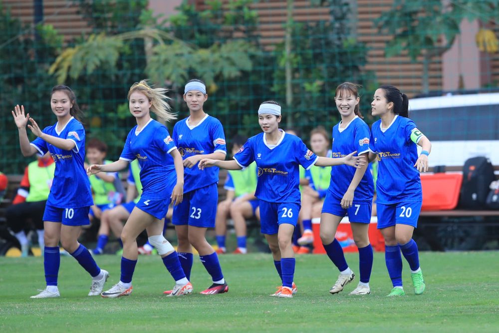 CLB nữ TP.HCM vô địch lượt đi giải U.19 quốc gia - Cúp Acecook 2026- Ảnh 4.