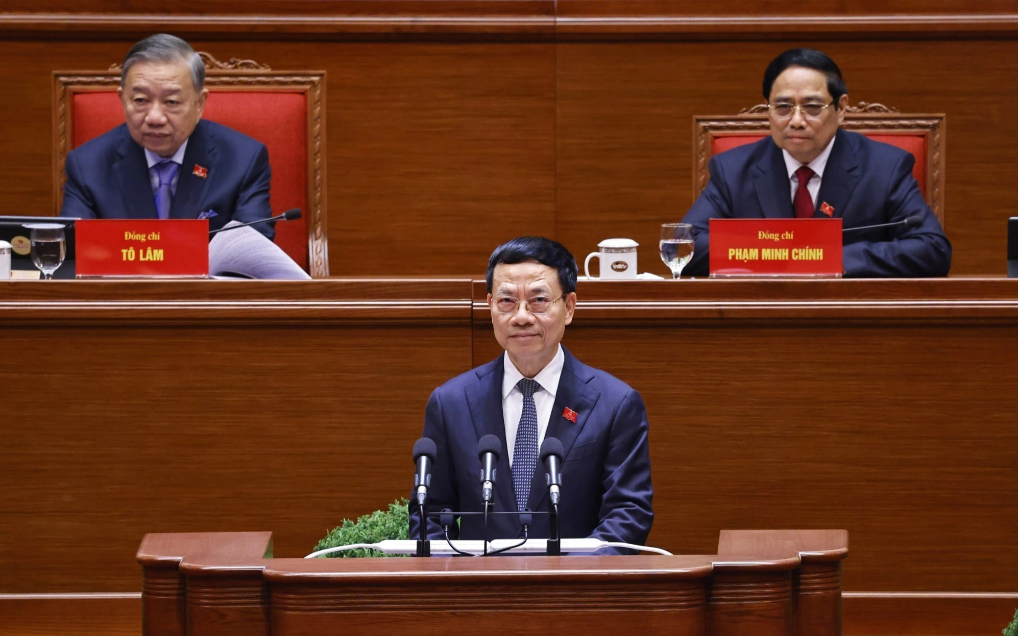 Đổi mới s&aacute;ng tạo, khoa học c&ocirc;ng nghệ v&agrave; chuyển đổi số - Ảnh 1.