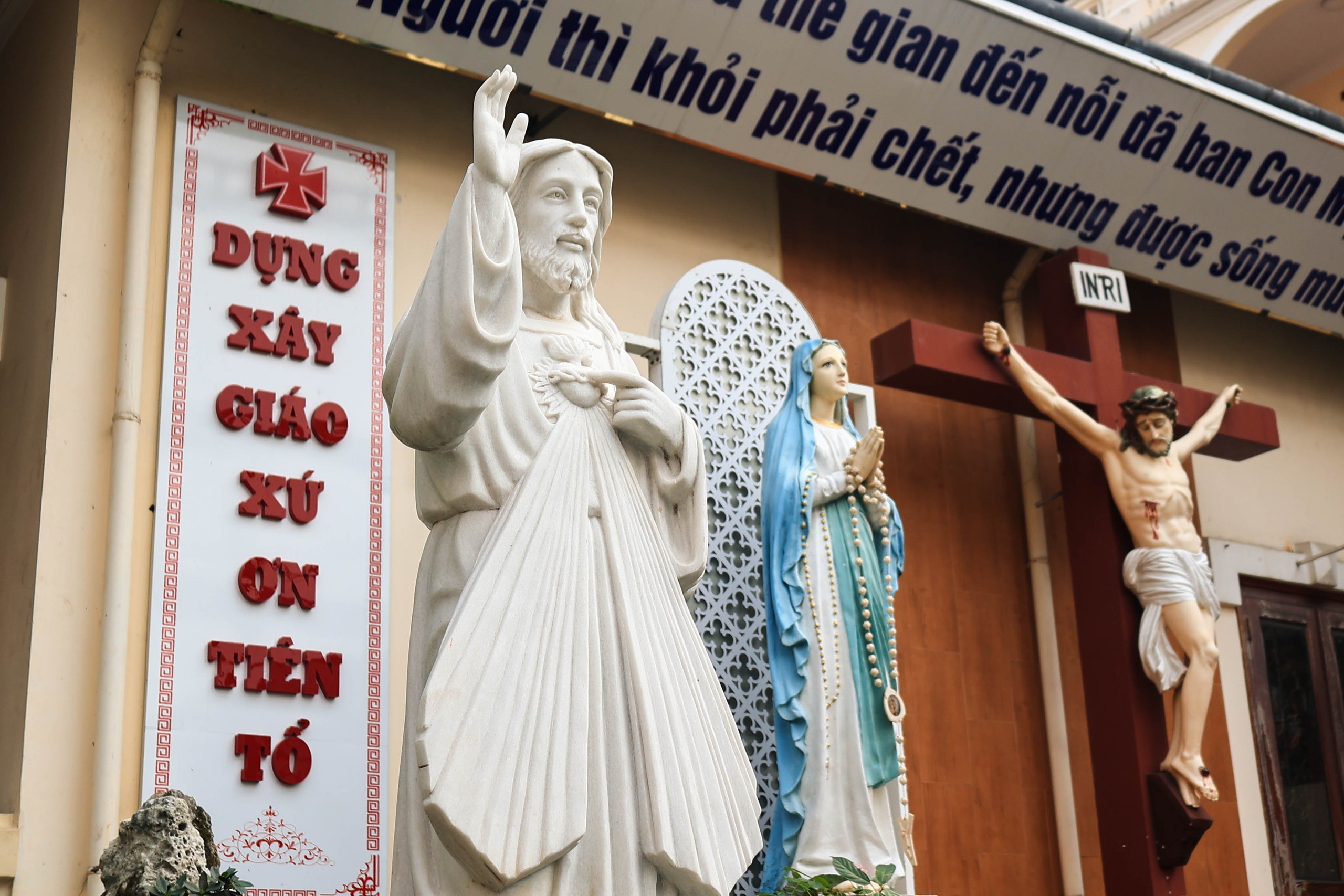 Bí ẩn thi thể giáo dân hơn 100 năm trong nhà thờ cổ ở TP.HCM- Ảnh 7. Bí ẩn thi thể giáo dân hơn 100 năm trong nhà thờ cổ ở TP.HCM- Ảnh 7.