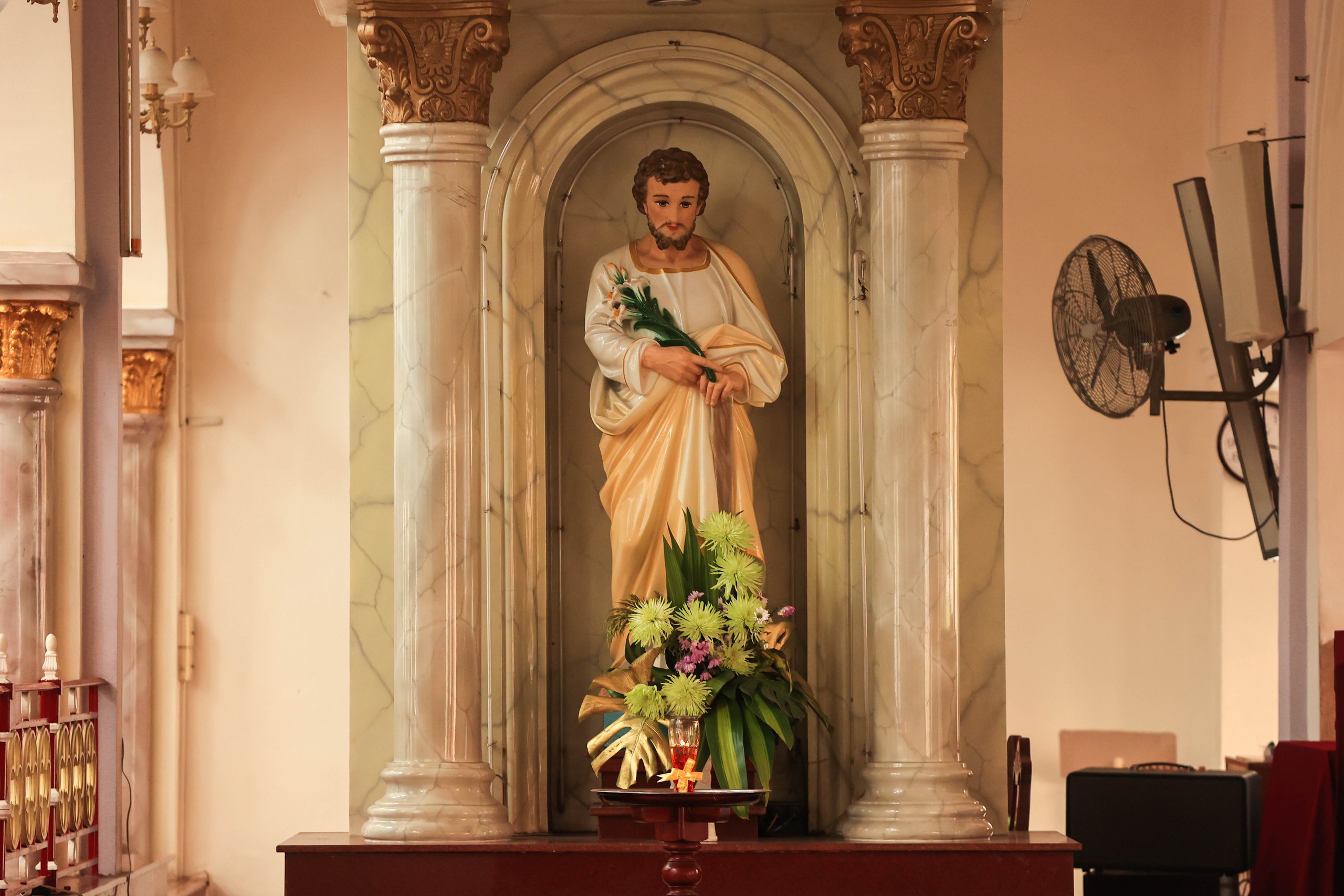 Bí ẩn thi thể giáo dân hơn 100 năm trong nhà thờ cổ ở TP.HCM- Ảnh 6. Bí ẩn thi thể giáo dân hơn 100 năm trong nhà thờ cổ ở TP.HCM- Ảnh 6.