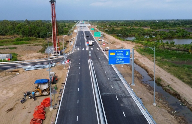 Cao tốc góp phần viết nên lịch sử- Ảnh 5. Cao tốc góp phần viết nên lịch sử- Ảnh 5.