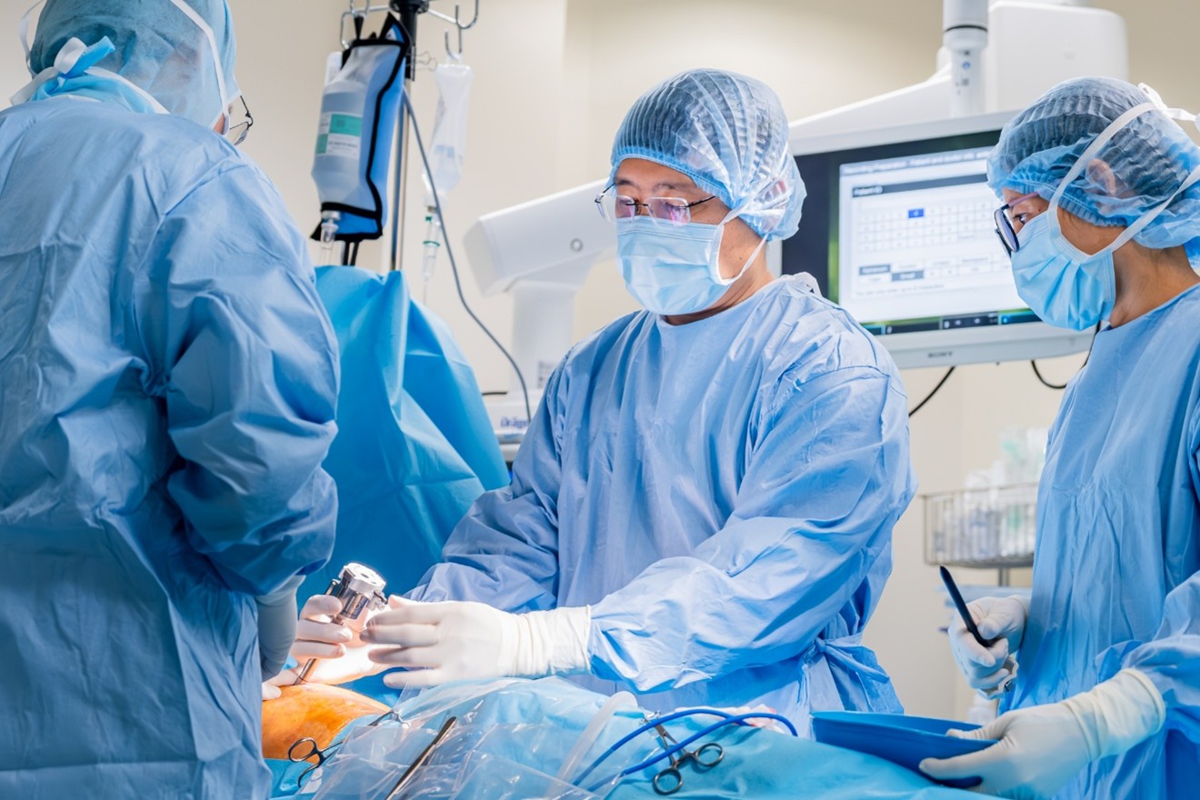 Bệnh Viện Fv Chính Thức Vận Hành Robot Phẫu Thuật Da Vinci Xi Hiện Đại Bệnh Viện Fv Chính Thức Vận Hành Robot Phẫu Thuật Da Vinci Xi Hiện Đại - Ảnh 1.