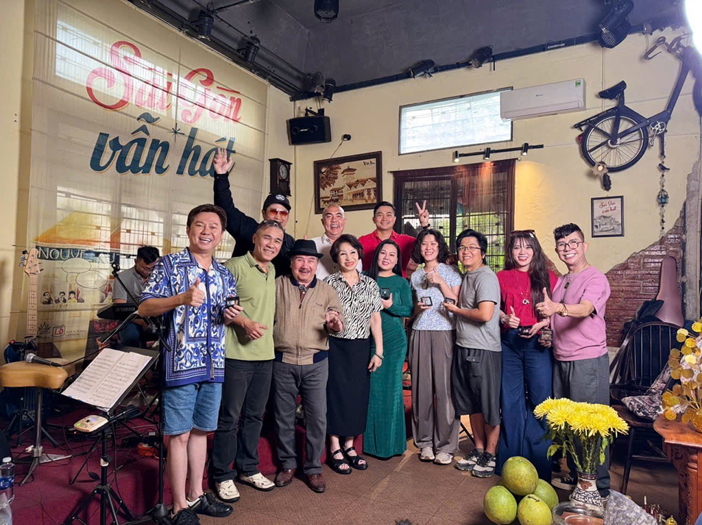 Nhạc sĩ Nhật Minh tự tin lên sân khấu ở tuổi U.90- Ảnh 1.