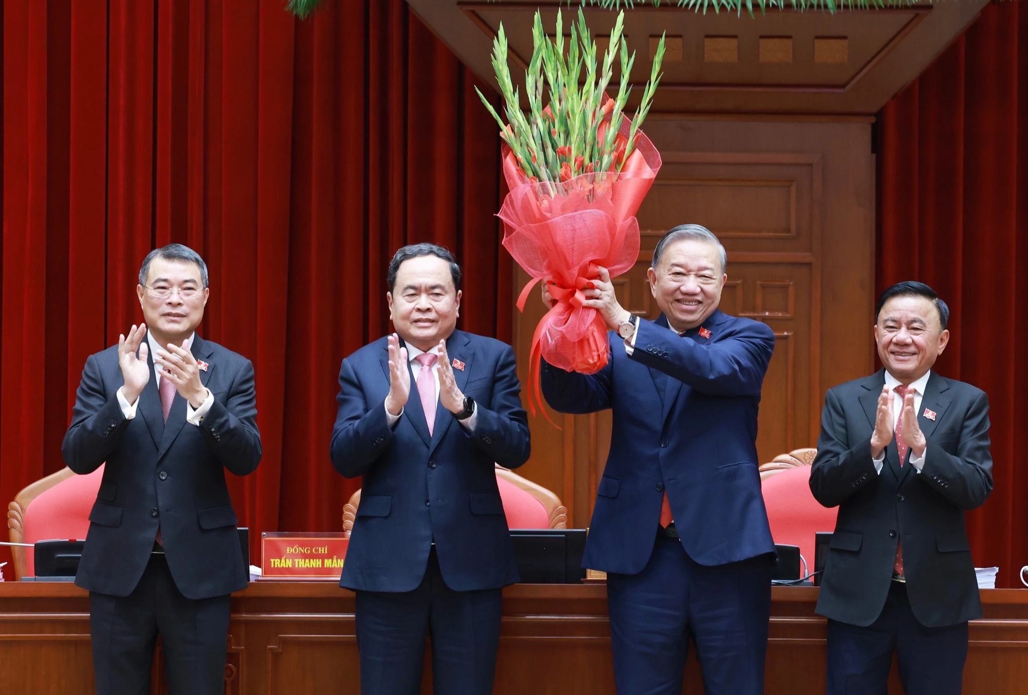 Tổng Bí thư: Tinh thần 'đổi mới' là yêu cầu mang tính thời đại - Ảnh 2.