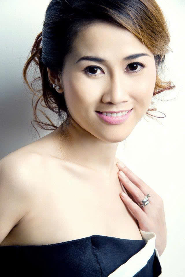 Ca sĩ Vũ Tr&acirc;m Anh: Ph&aacute; sản v&igrave; tiền ảo- Ảnh 1.