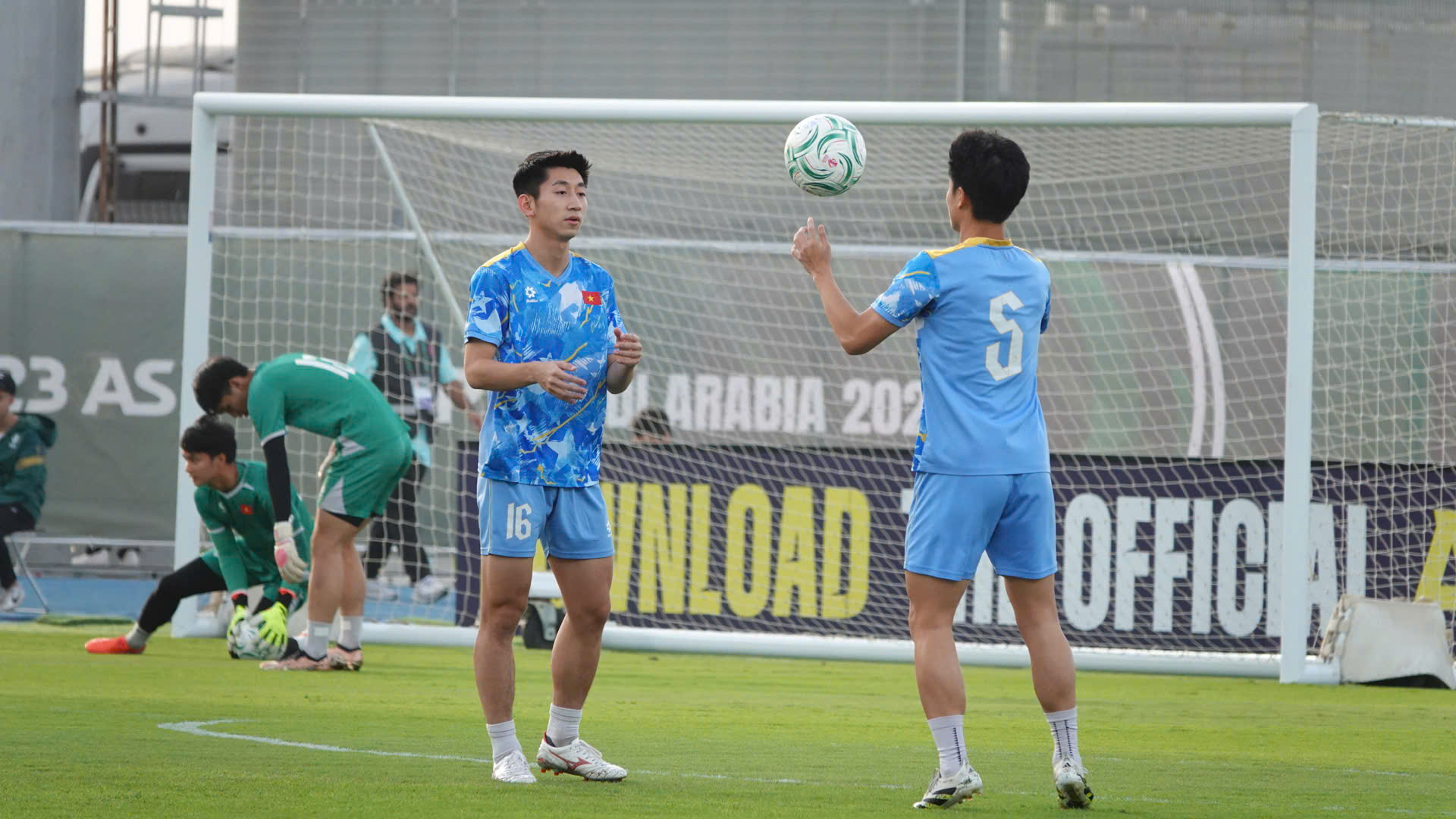 Bất ngờ Nhật Minh, chàng trai trầm lặng nhưng bền bỉ nhất U.23 Việt Nam- Ảnh 3.