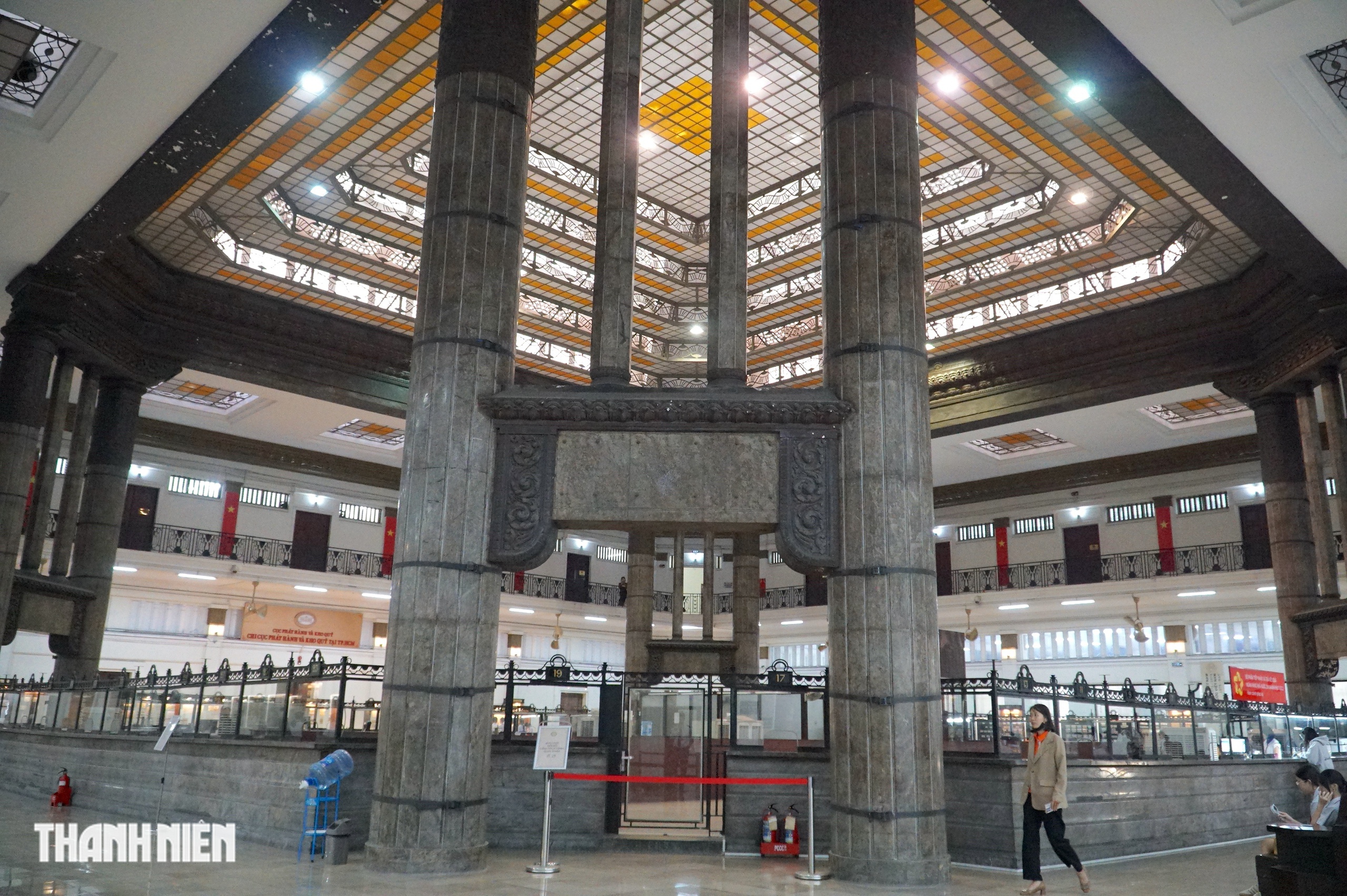 Kiến tr&uacute;c cổ b&ecirc;n trong mặt tiền Ng&acirc;n h&agrave;ng Nh&agrave; nước ở TP.HCM &iacute;t người biết - Ảnh 7.