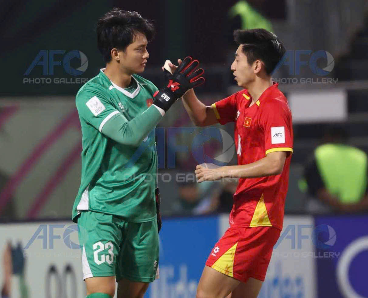 Bất ngờ Nhật Minh, chàng trai trầm lặng nhưng bền bỉ nhất U.23 Việt Nam- Ảnh 4.