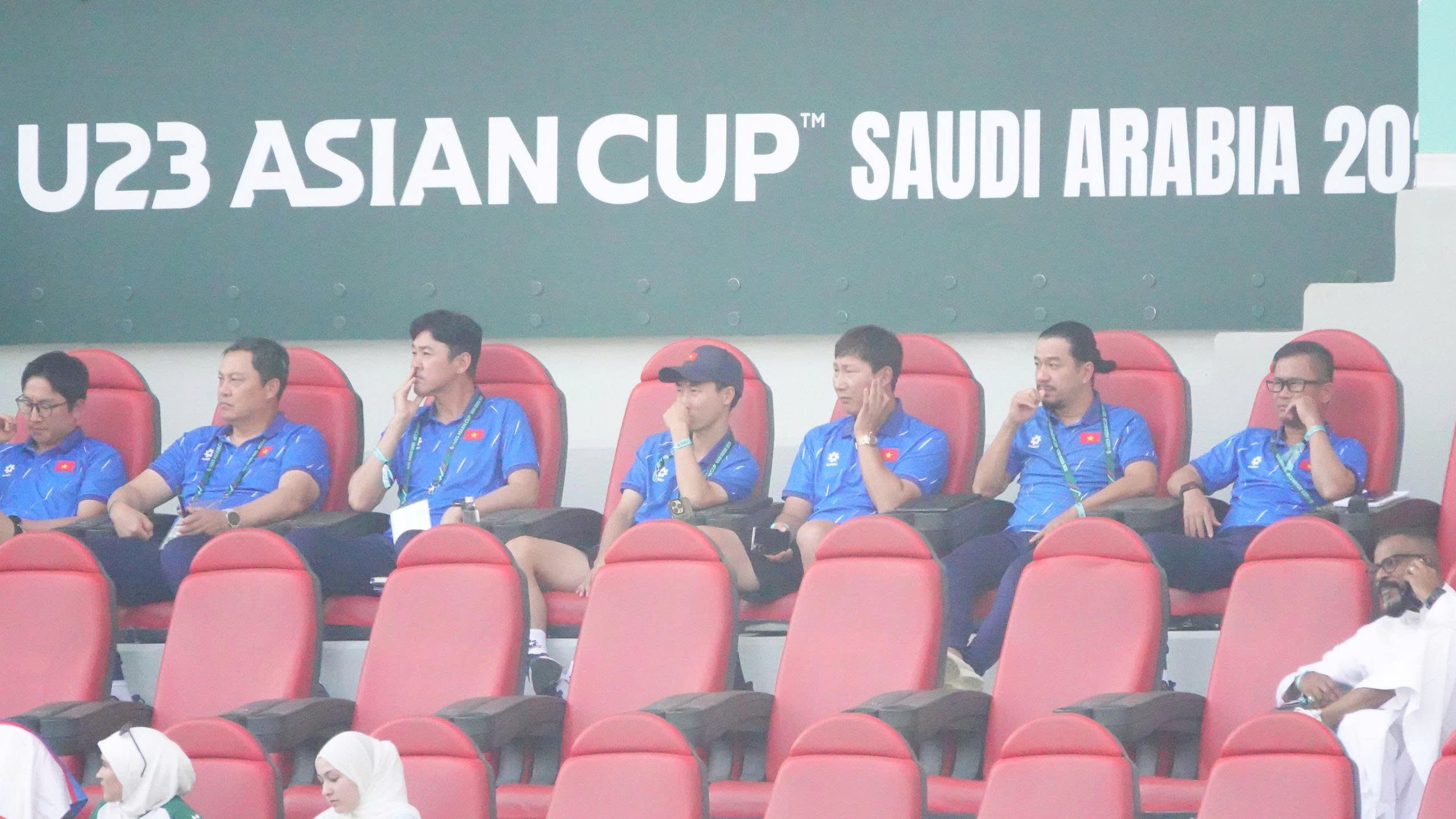 Chuyện giờ mới biết về trợ lý ngôn ngữ của HLV Kim Sang-sik: Từng từ chối nhận việc vì…- Ảnh 4.