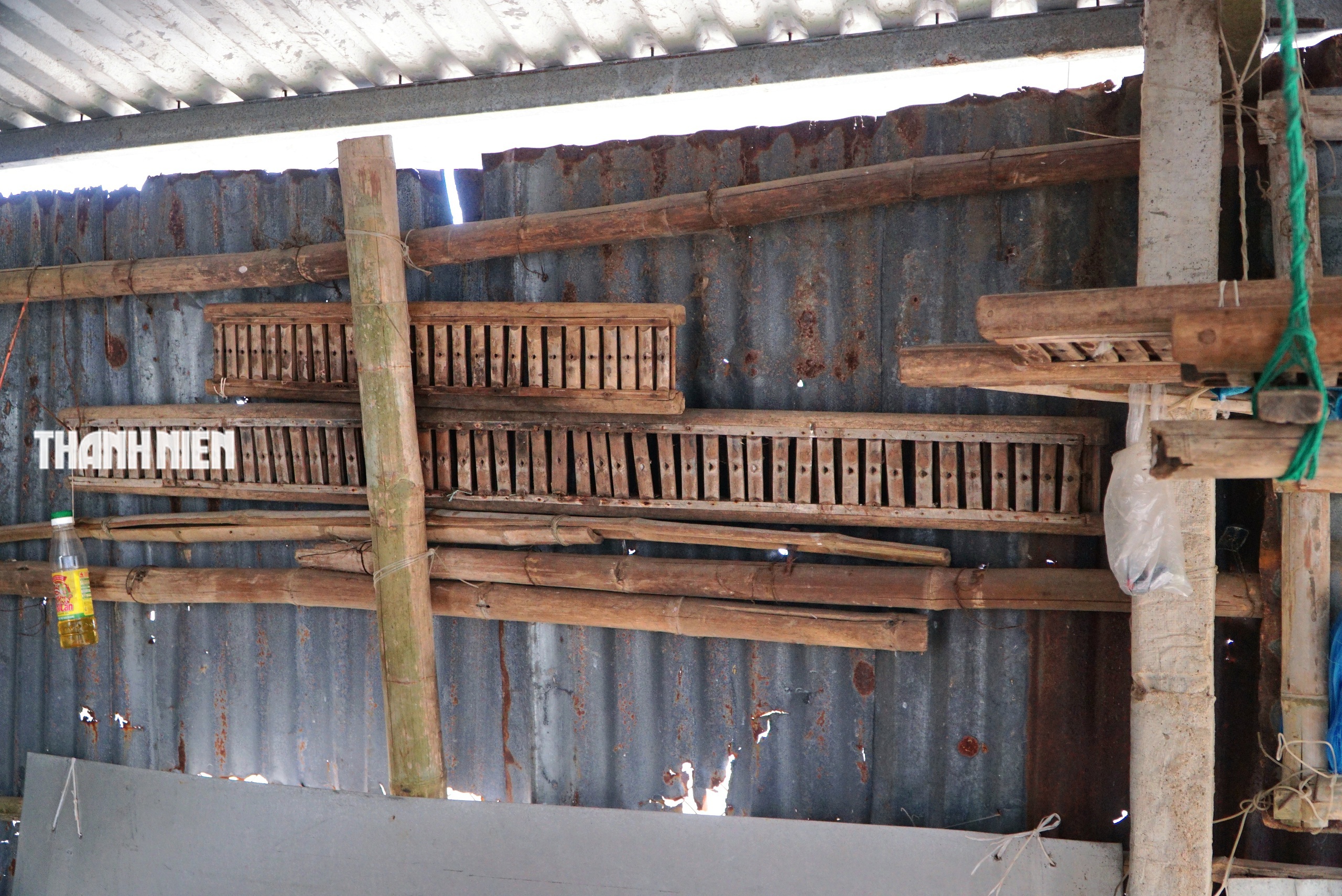 Làng dệt chiếu cói Phú Tân bên đầm Ô Loan giữ gìn nghề truyền thống trăm năm - Ảnh 4. Làng dệt chiếu cói Phú Tân bên đầm Ô Loan giữ gìn nghề truyền thống trăm năm - Ảnh 4.