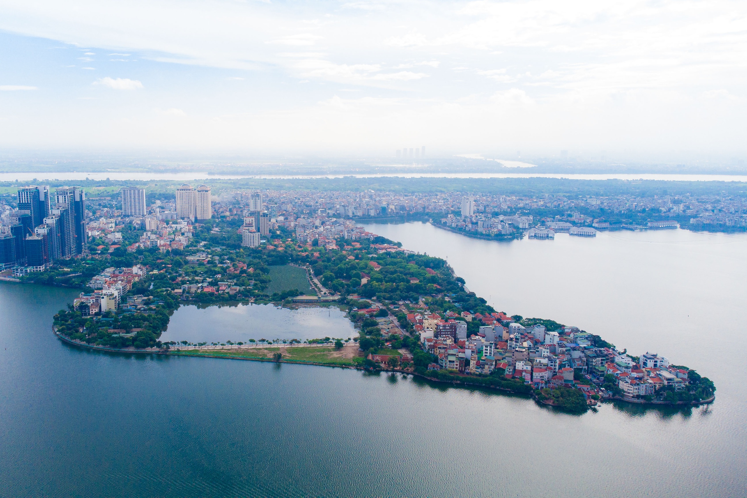 Hà Nội sẽ làm 32 dự án phát triển du lịch, văn hóa quanh hồ Tây - Ảnh 1.