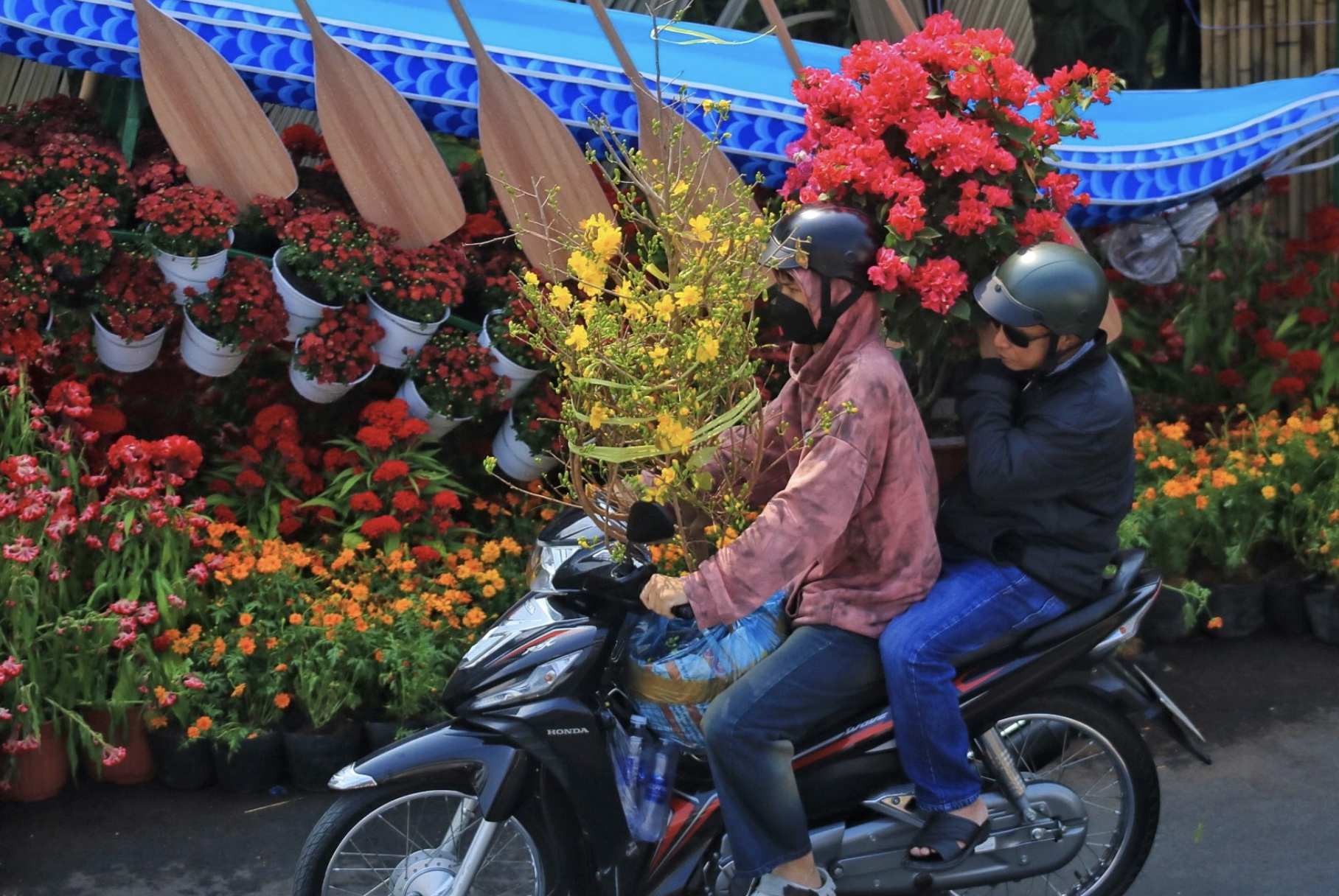 Lập xu&acirc;n 2026 sắp đến rồi! Lịch &acirc;m, lịch vạn ni&ecirc;n h&ocirc;m nay 27.1 c&oacute; đặc biệt? - Ảnh 1.