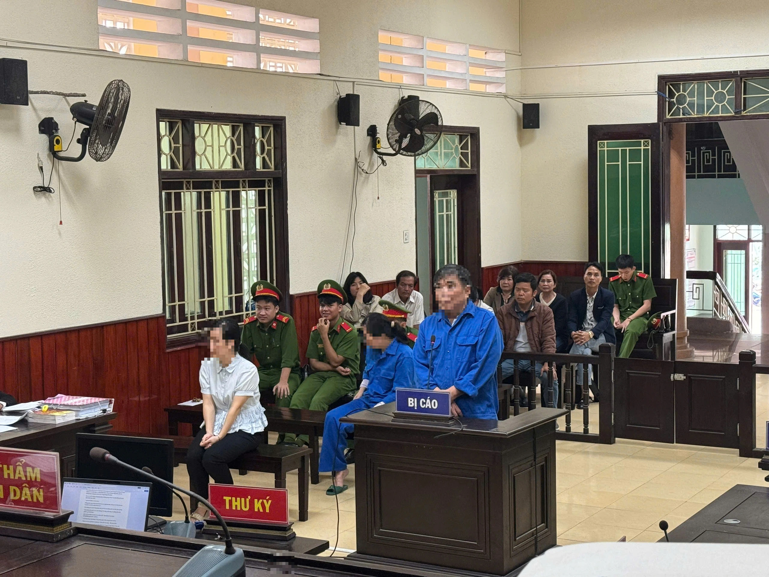 Cán bộ HĐND tỉnh chi tiếp khách sai quy định gây thất thoát 1,8 tỉ đồng - Ảnh 1.