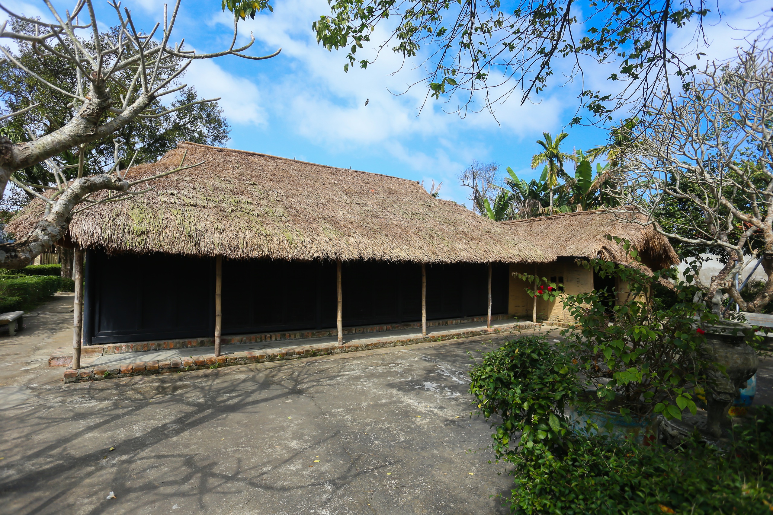 Ng&ocirc;i l&agrave;ng B&aacute;c Hồ từng sống ở Huế: B&igrave;nh y&ecirc;n khoe sắc trước thềm xu&acirc;n- Ảnh 11.