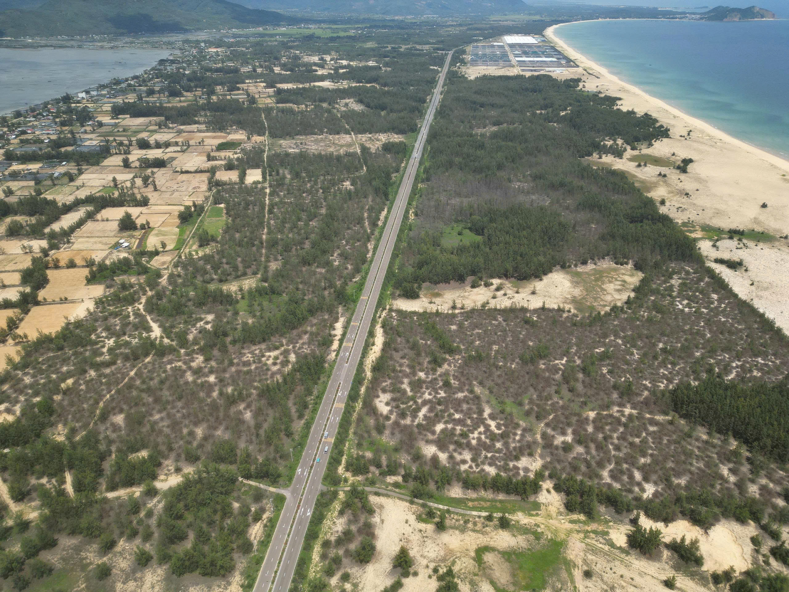 Nơi triển khai những dự án trọng điểm để Gia Lai cất cánh - Ảnh 4.