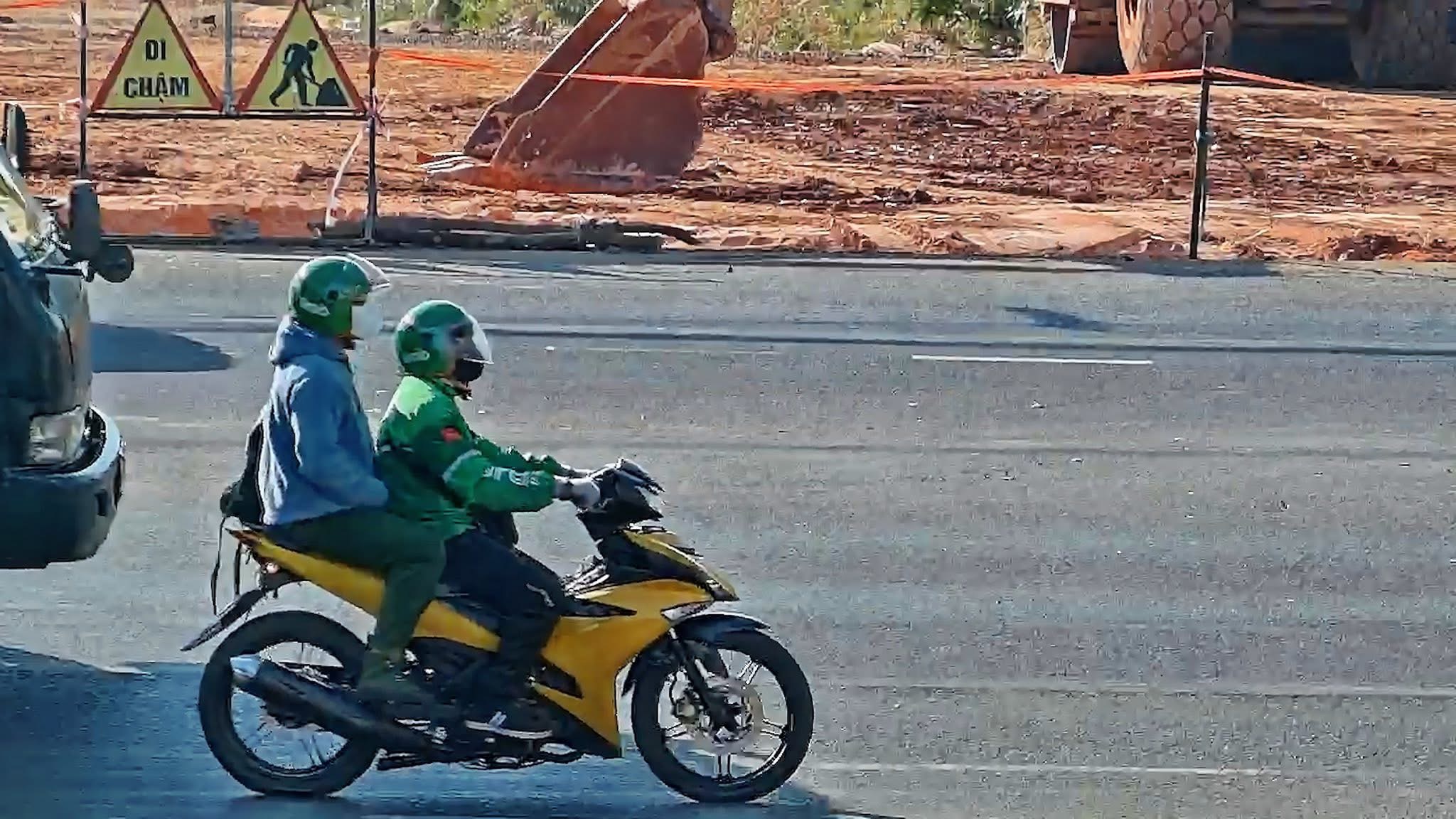 Cướp ngân hàng ở Gia Lai: Bộ Công an phát động toàn dân cung cấp thông tin- Ảnh 1.