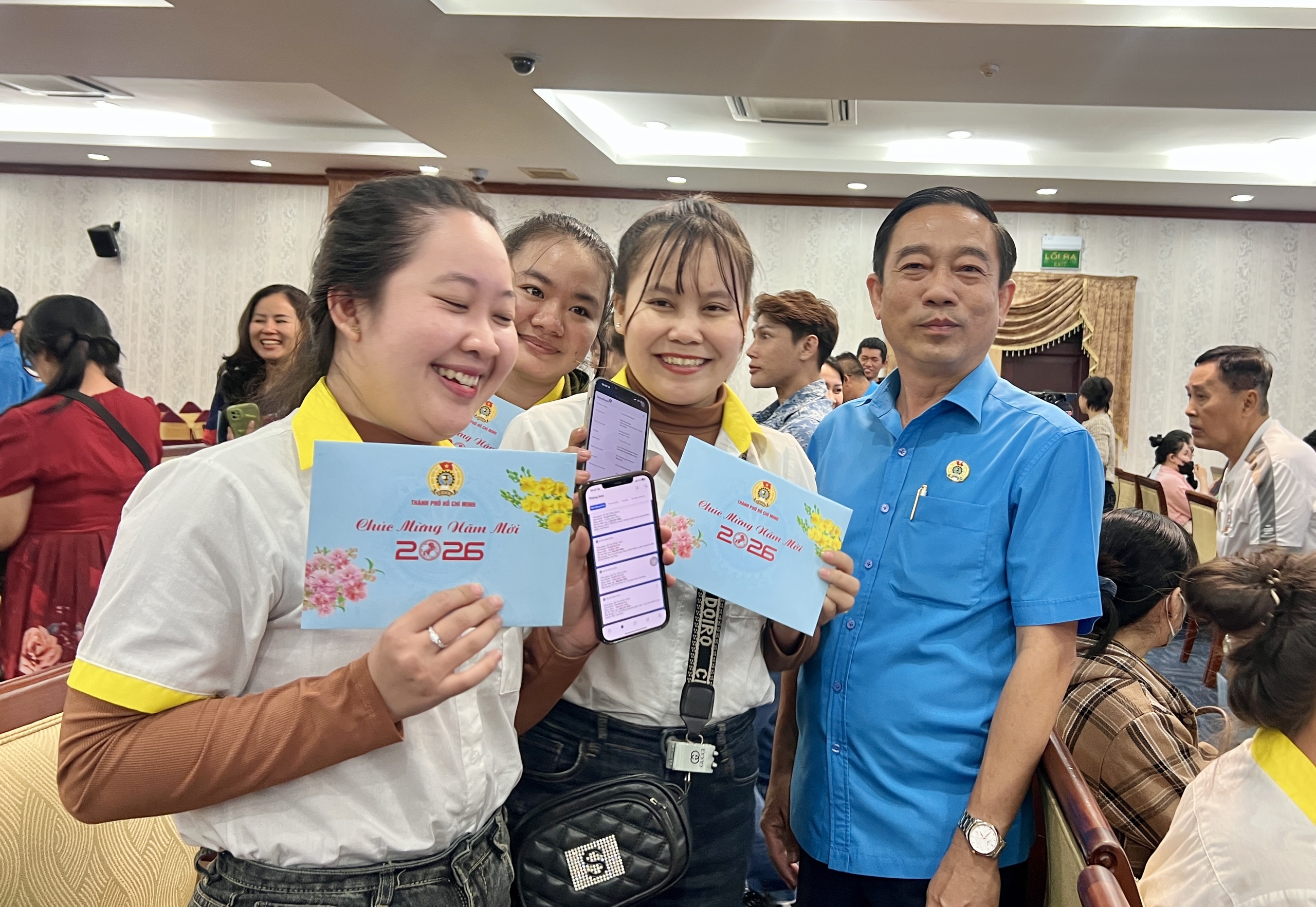 350.000 công nhân lao động được chuyển khoản 1 triệu đồng tối nay - Ảnh 4.