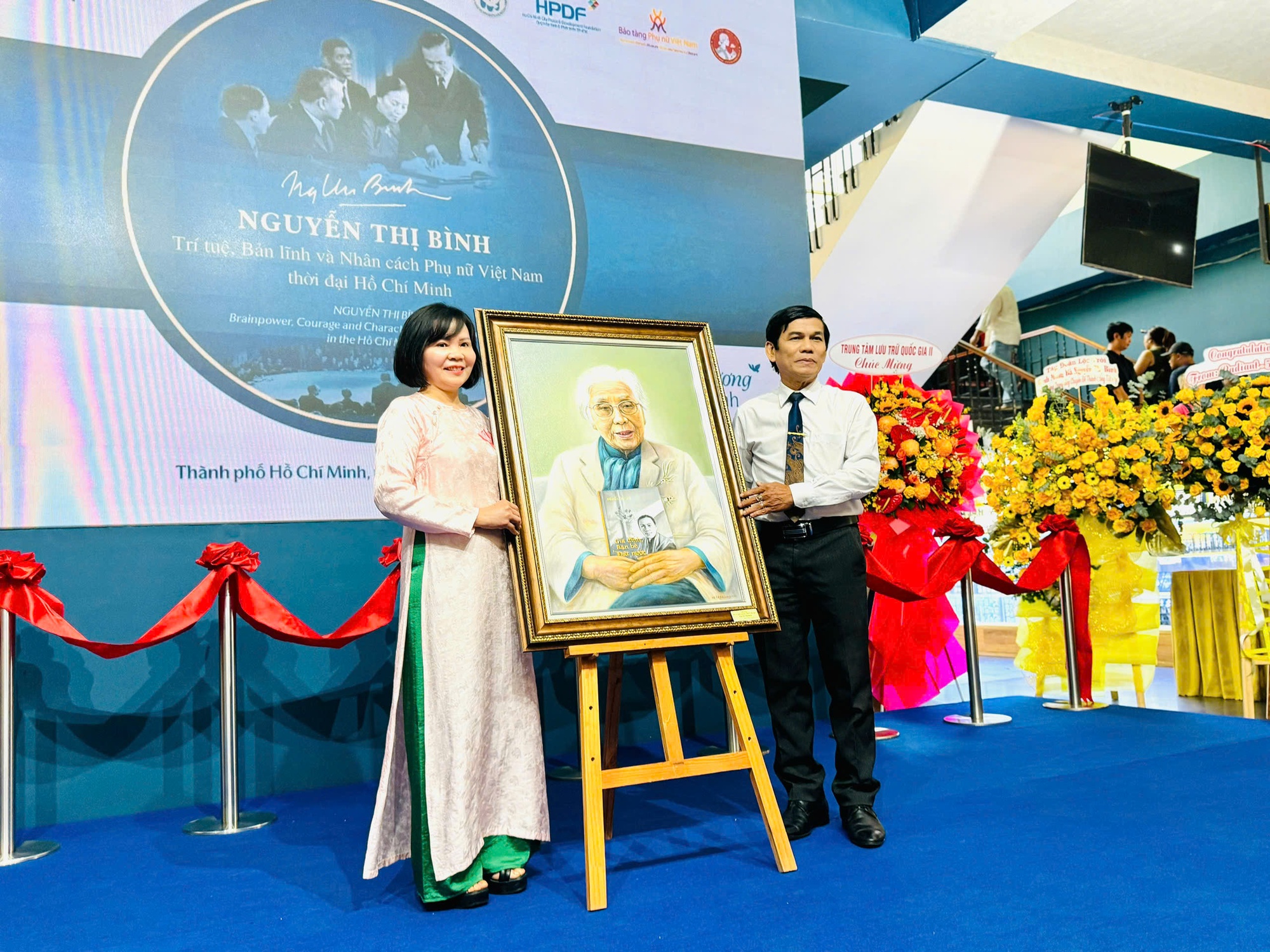 - Ảnh 1. - Ảnh 1.