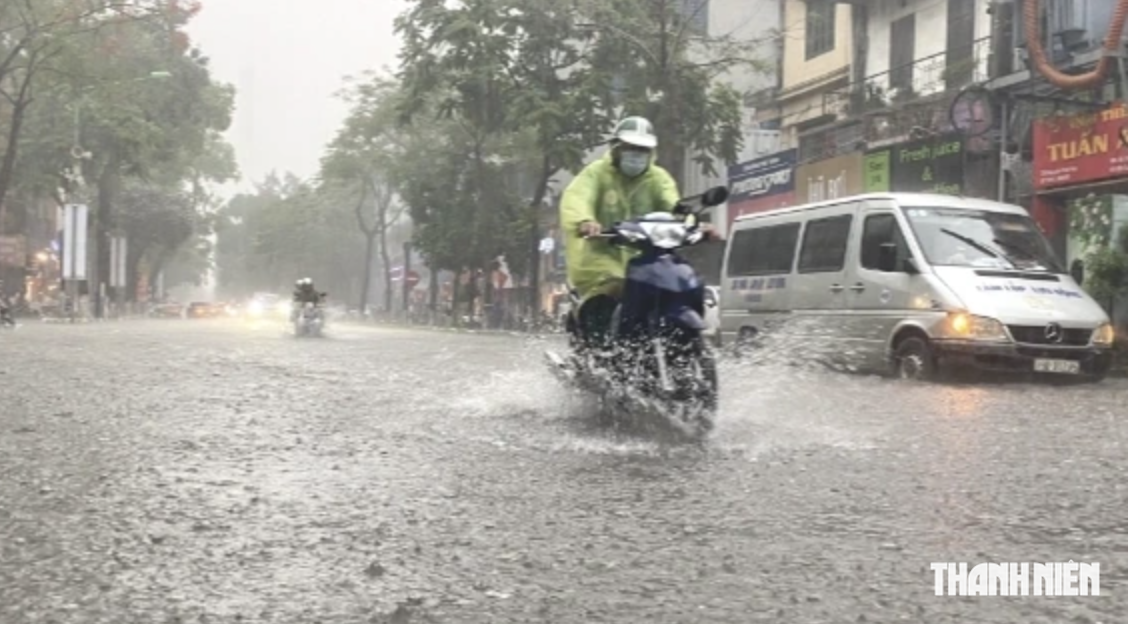 Dự báo các tỉnh miền Trung mưa lớn trong 3 ngày tới - Ảnh 1.