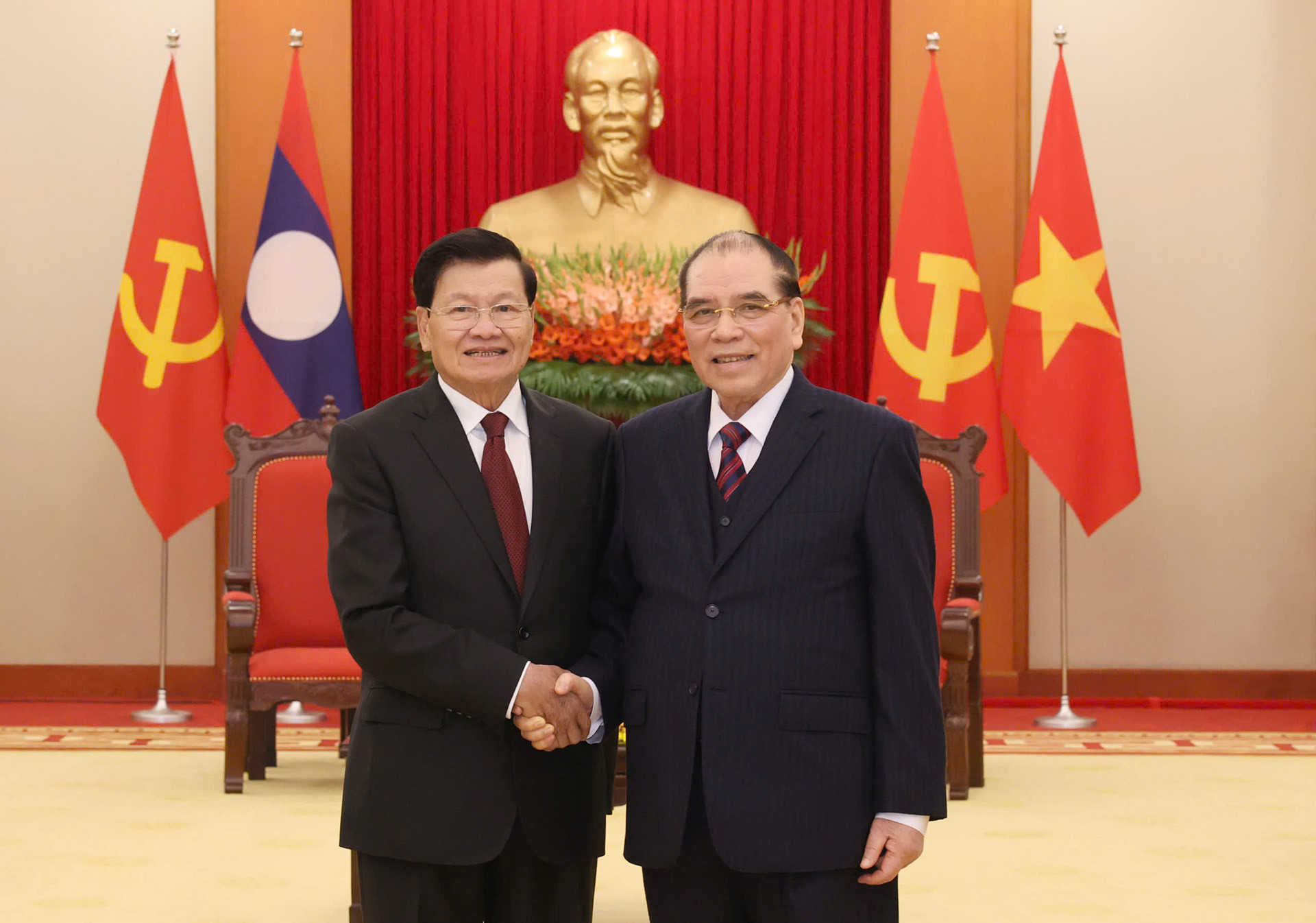 Nguy&ecirc;n Tổng B&iacute; thư N&ocirc;ng Đức Mạnh tiếp Tổng B&iacute; thư, Chủ tịch nước L&agrave;o- Ảnh 1.