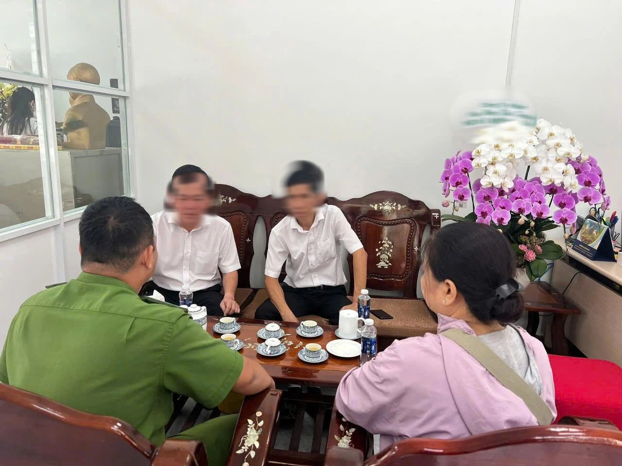 Công an TP.HCM ngăn chặn vụ lừa đảo 199 triệu đồng qua mạng- Ảnh 1. Công an TP.HCM ngăn chặn vụ lừa đảo 199 triệu đồng qua mạng- Ảnh 1.