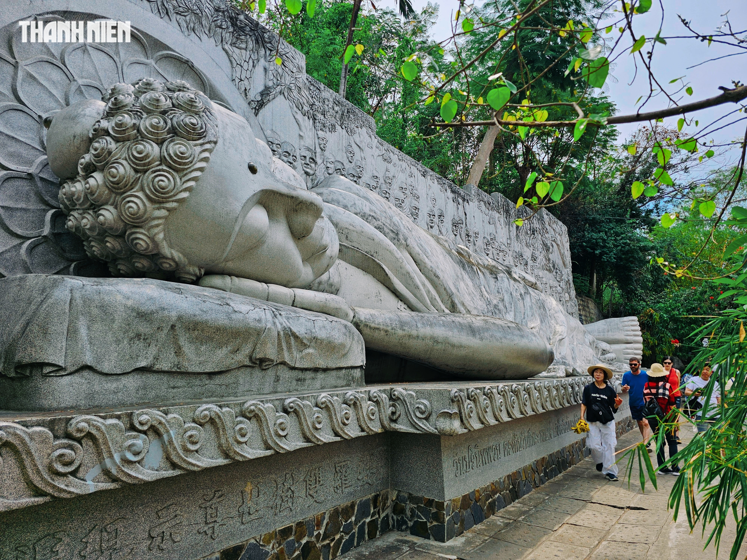 Chùa Long Sơn: Biểu tượng tâm linh trăm năm giữa lòng phố biển Nha Trang- Ảnh 5.
