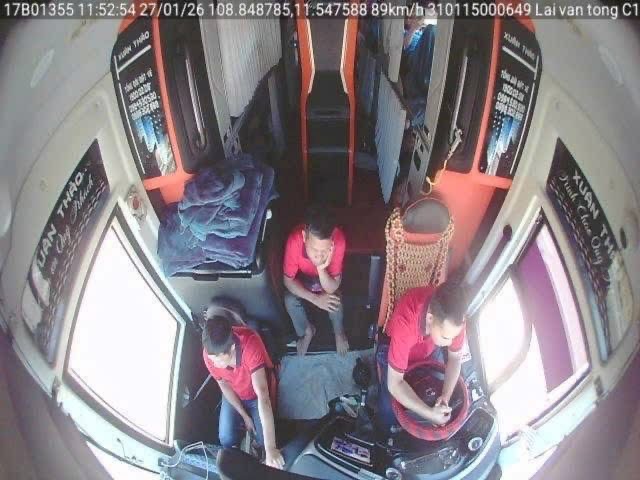 Kh&aacute;ch kh&ocirc;ng thắt d&acirc;y an to&agrave;n, v&igrave; sao t&agrave;i xế cũng bị CSGT phạt? - Ảnh 3.